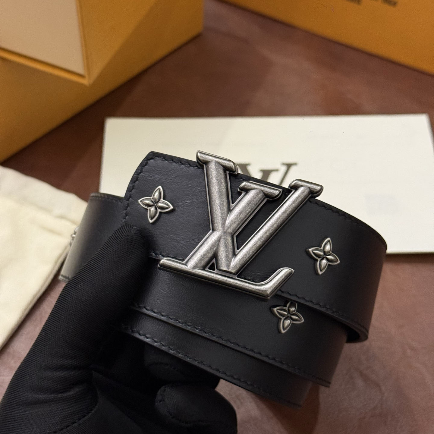 Louis Vuitton LV Dimension Drift Flower Studs 40mm Reversible Belt - DesignerGu