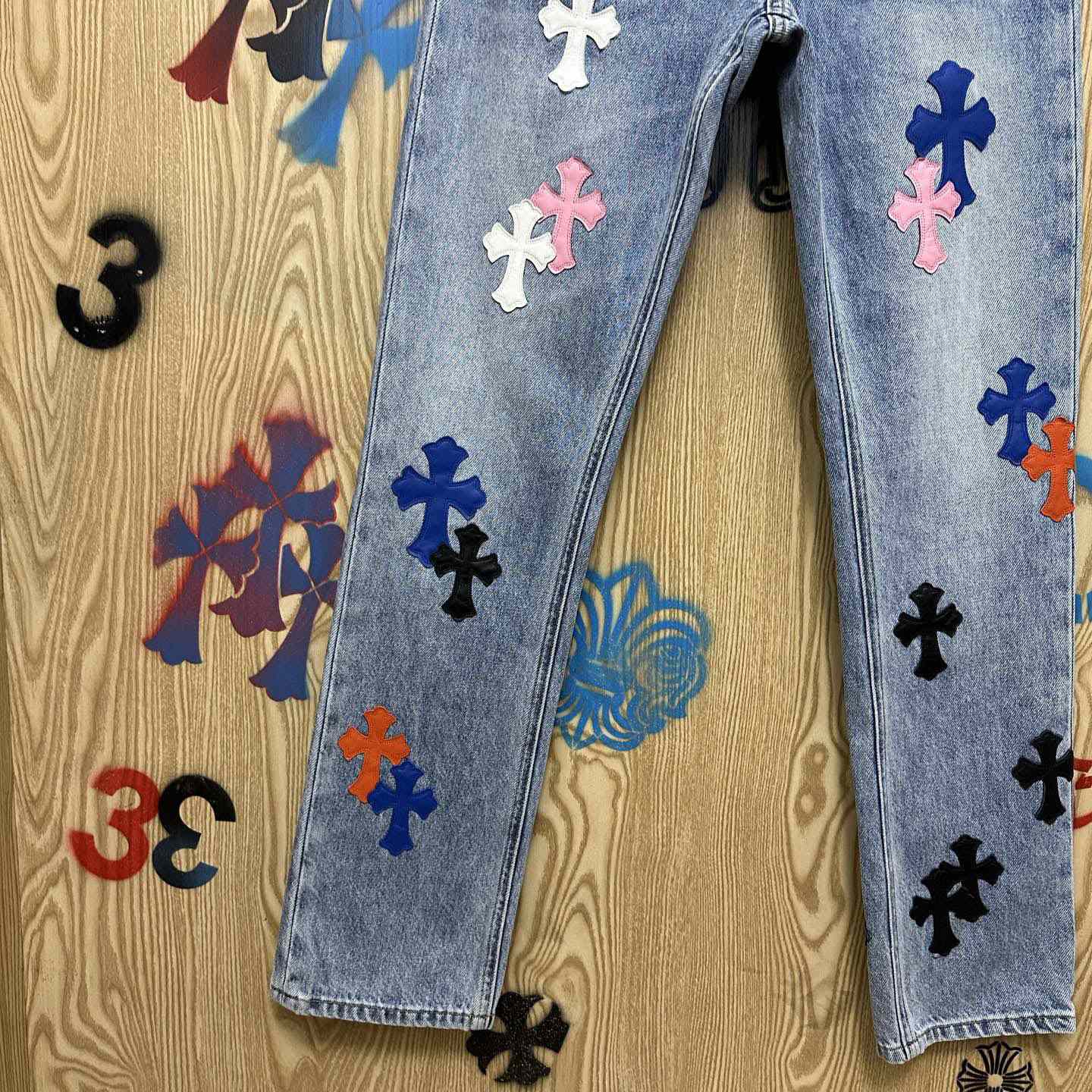Chrome Hearts  Jeans  - DesignerGu