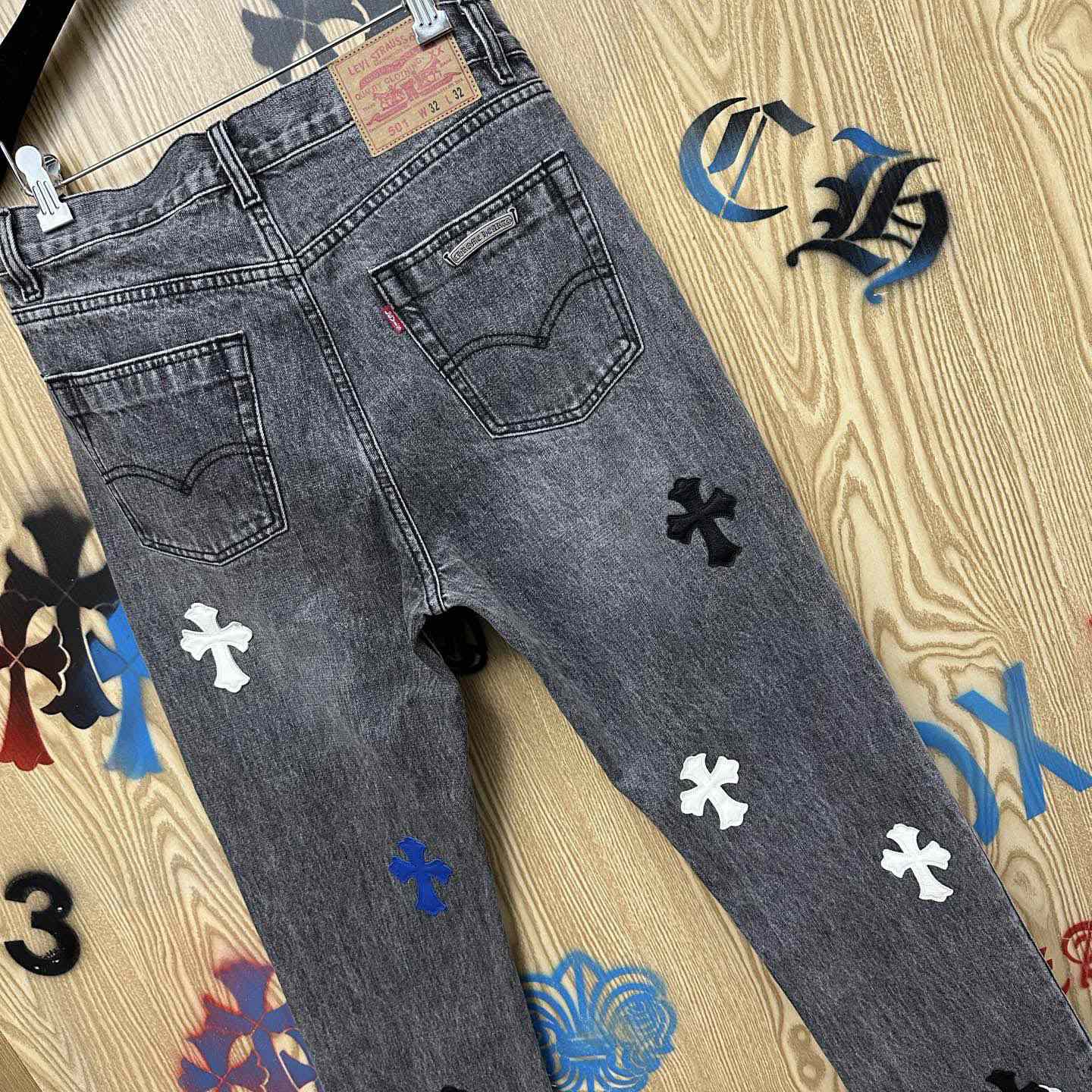 Chrome Hearts  Jeans  - DesignerGu