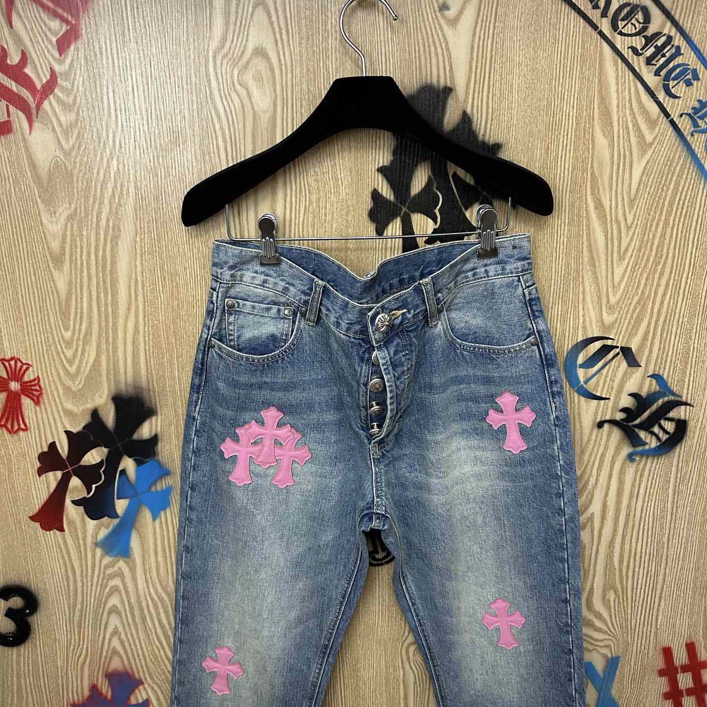Chrome Hearts  Jeans  - DesignerGu