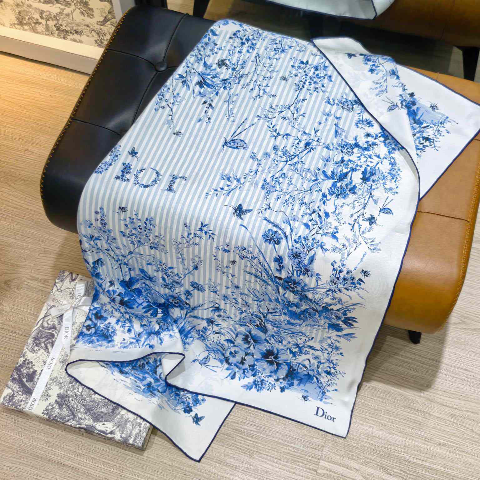 Dior Dioriviera Toile de Jouy Floral Garden 90 Square Scarf - DesignerGu