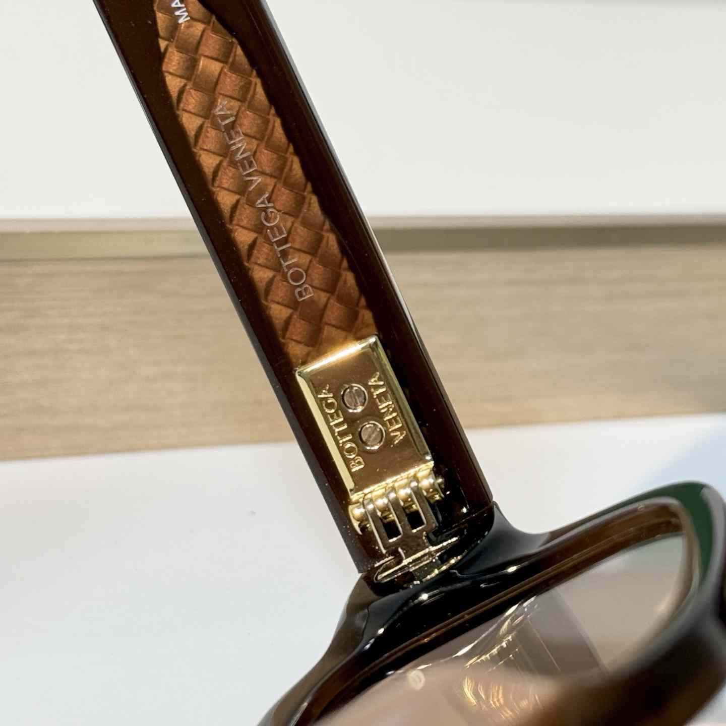 Bottega Veneta BV1442S Sunglasses    - DesignerGu