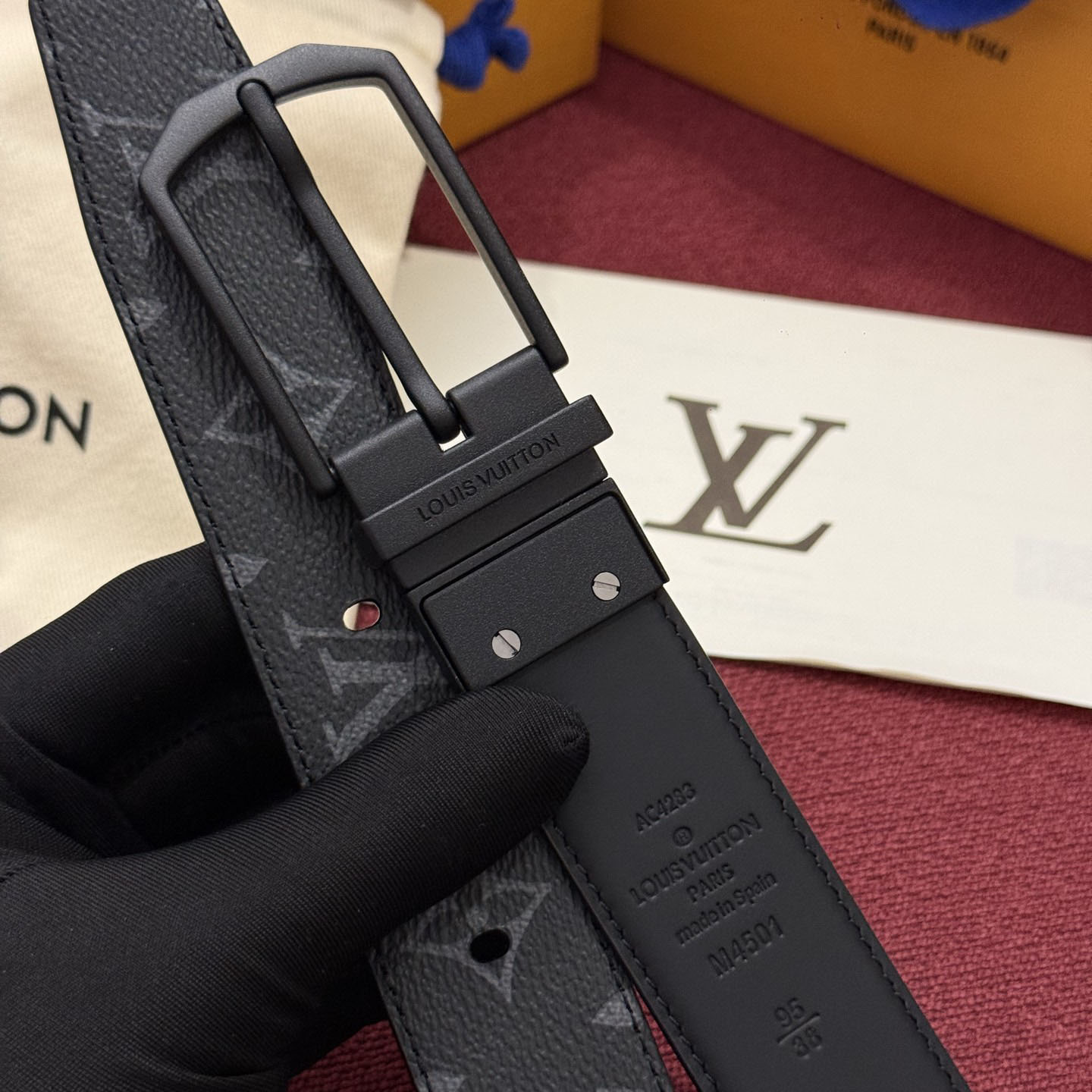 Louis Vuitton Slender 35mm Reversible Belt  - DesignerGu