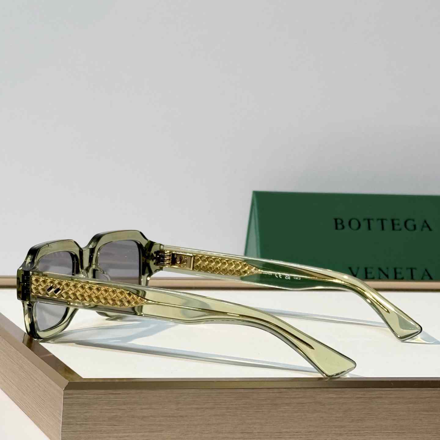 Bottega Veneta BV1442S Sunglasses    - DesignerGu