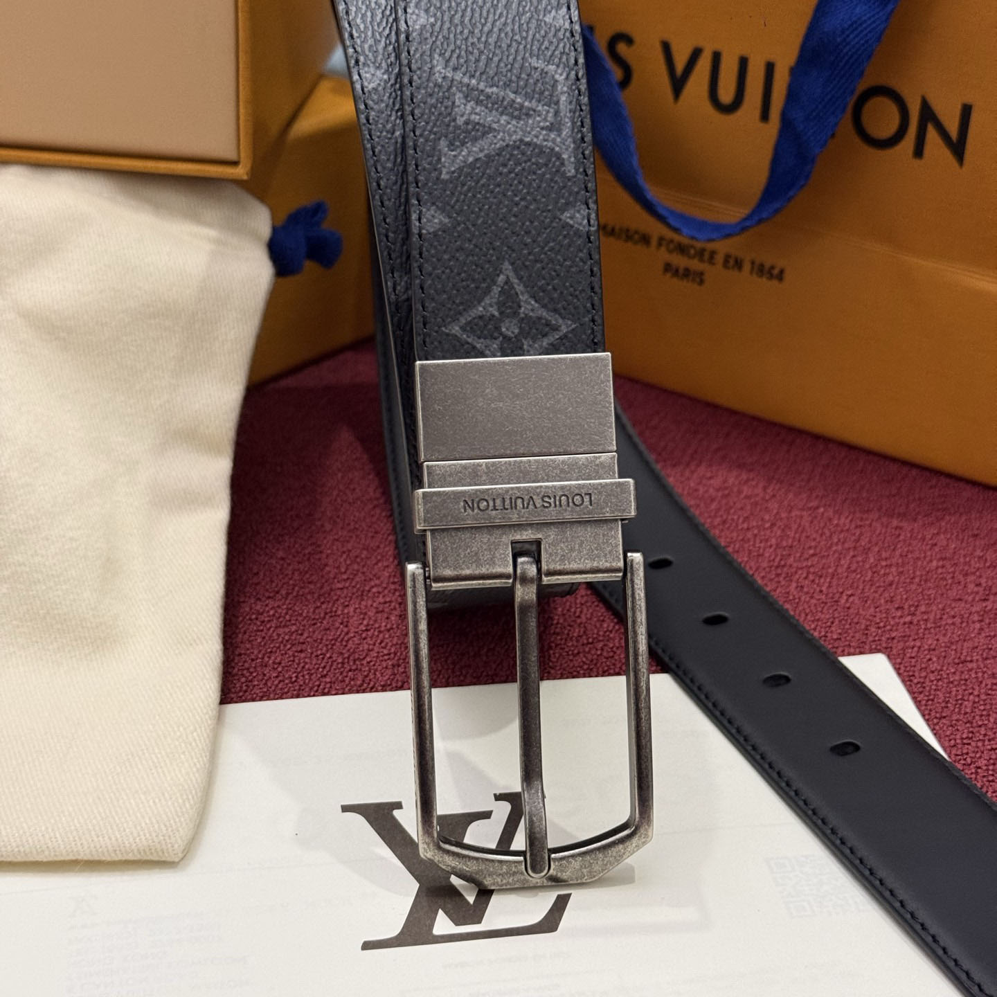 Louis Vuitton Slender 35mm Reversible Belt  - DesignerGu