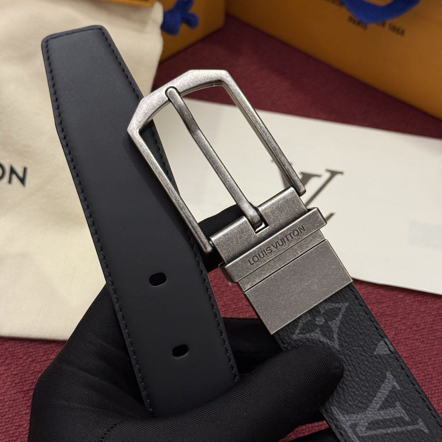 Louis Vuitton Slender 35mm Reversible Belt  - DesignerGu