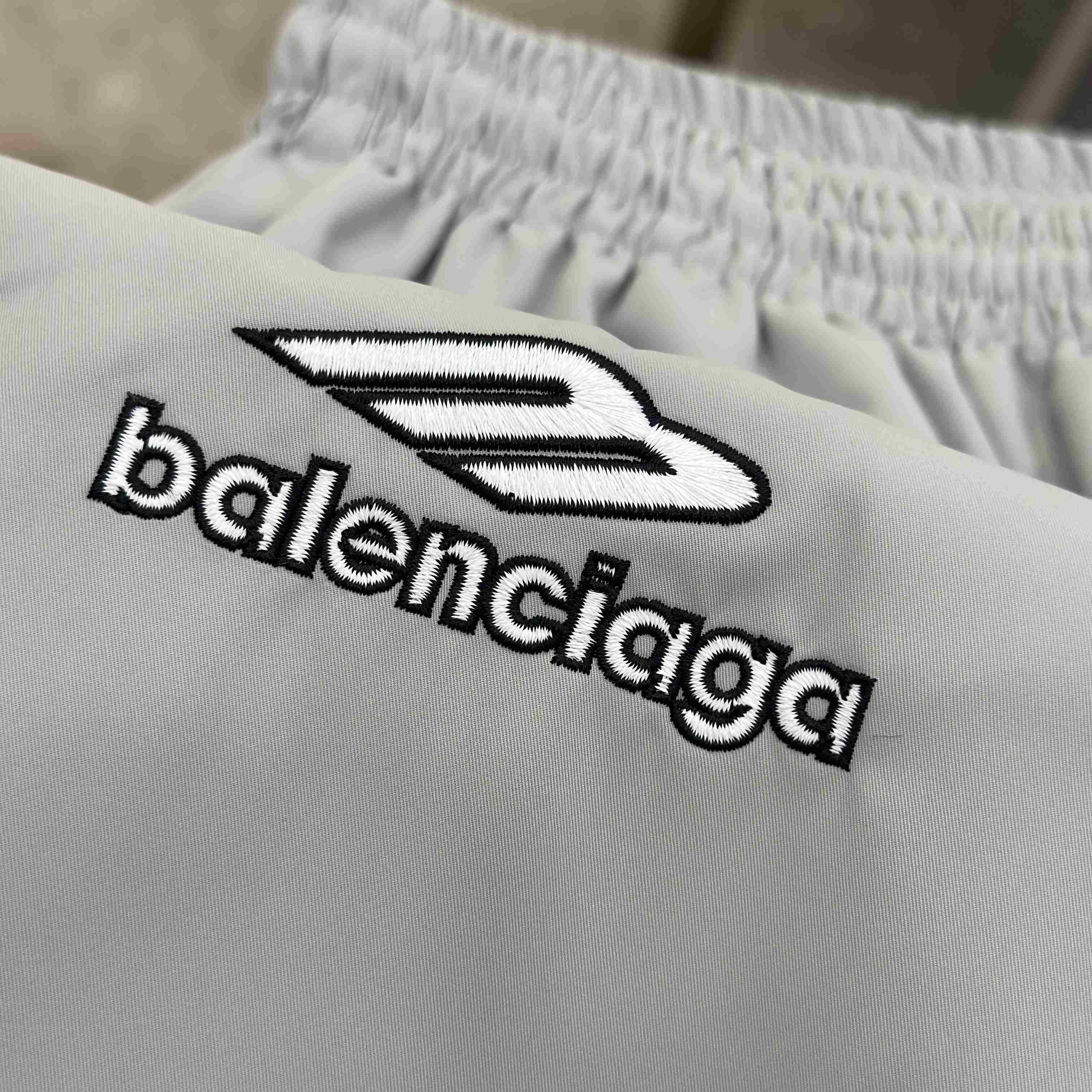 Balenciaga 3b Football Tracksuit Pants In New Grey - DesignerGu
