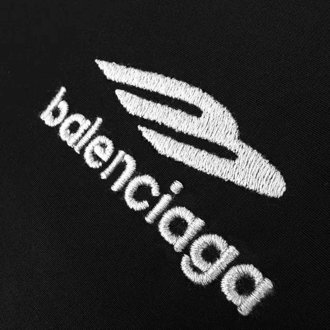 Balenciaga Tracksuit Pants In Black - DesignerGu