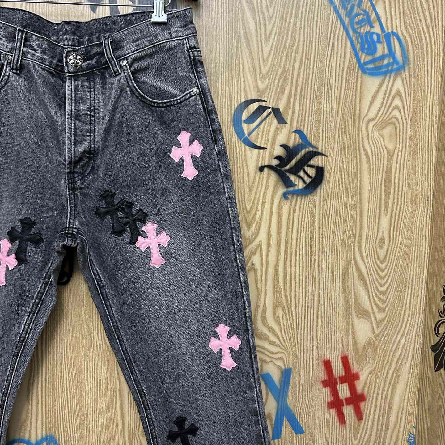 Chrome Hearts  Jeans  - DesignerGu