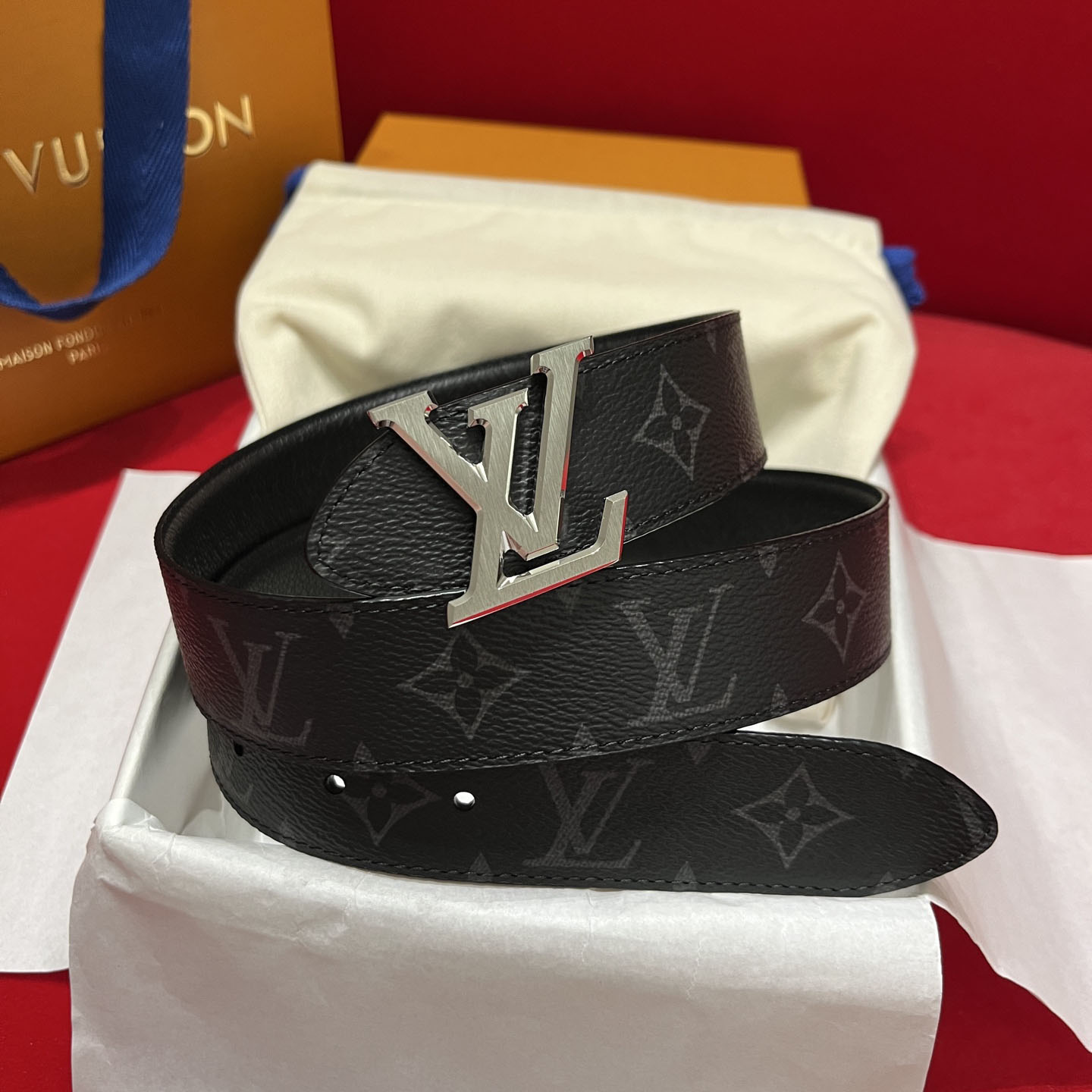 Louis Vuitton  35mm Reversible Belt - DesignerGu