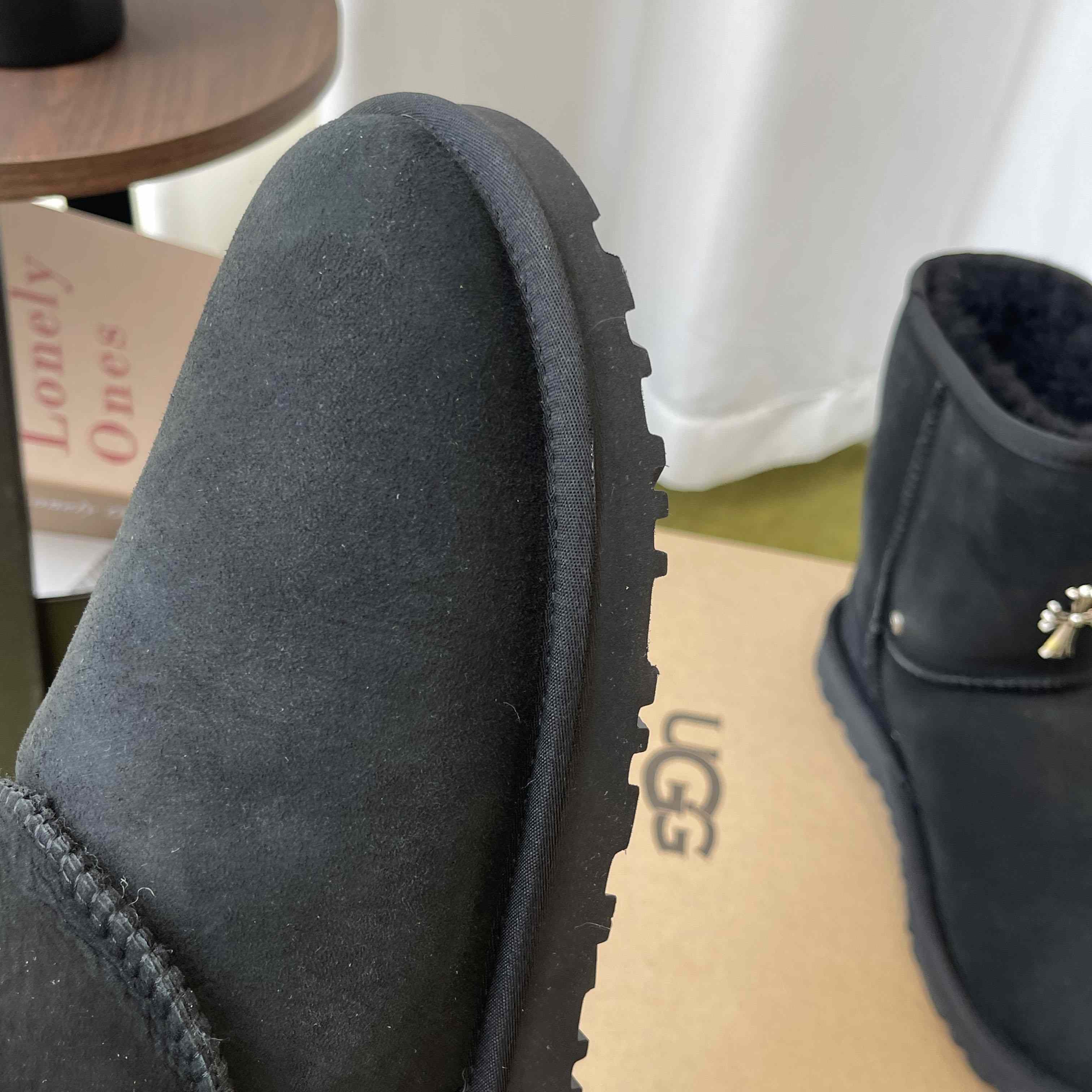 Chrome Hearts Cross Embellished Ugg Boots - DesignerGu