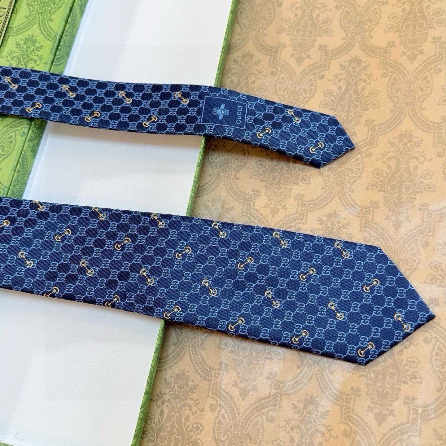 Gucci GG Silk Jacquard Tie - DesignerGu