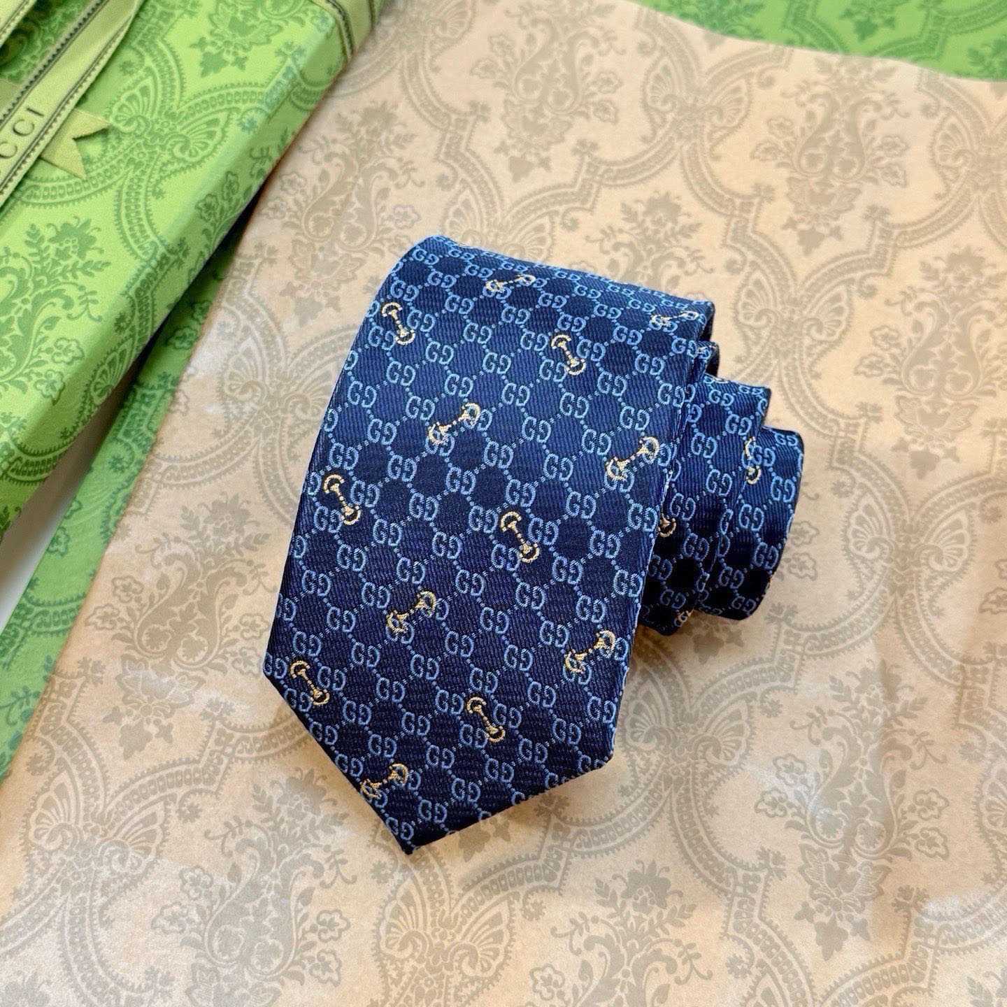 Gucci GG Silk Jacquard Tie - DesignerGu
