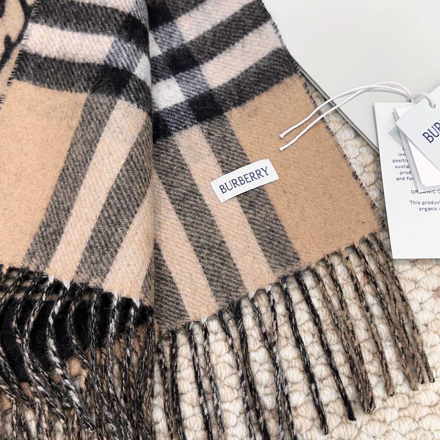 Burberry Wide Reversible Stormy Knight Scarf - DesignerGu