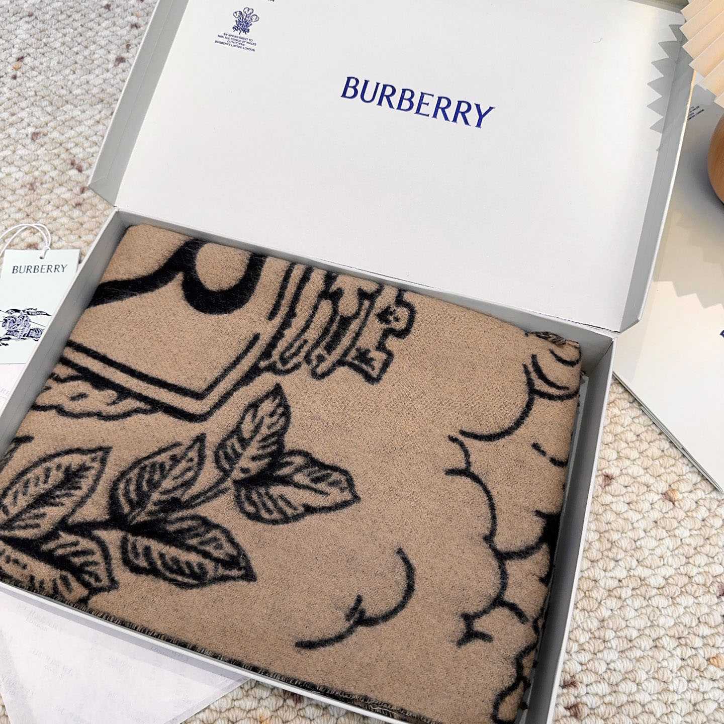 Burberry Wide Reversible Stormy Knight Scarf - DesignerGu