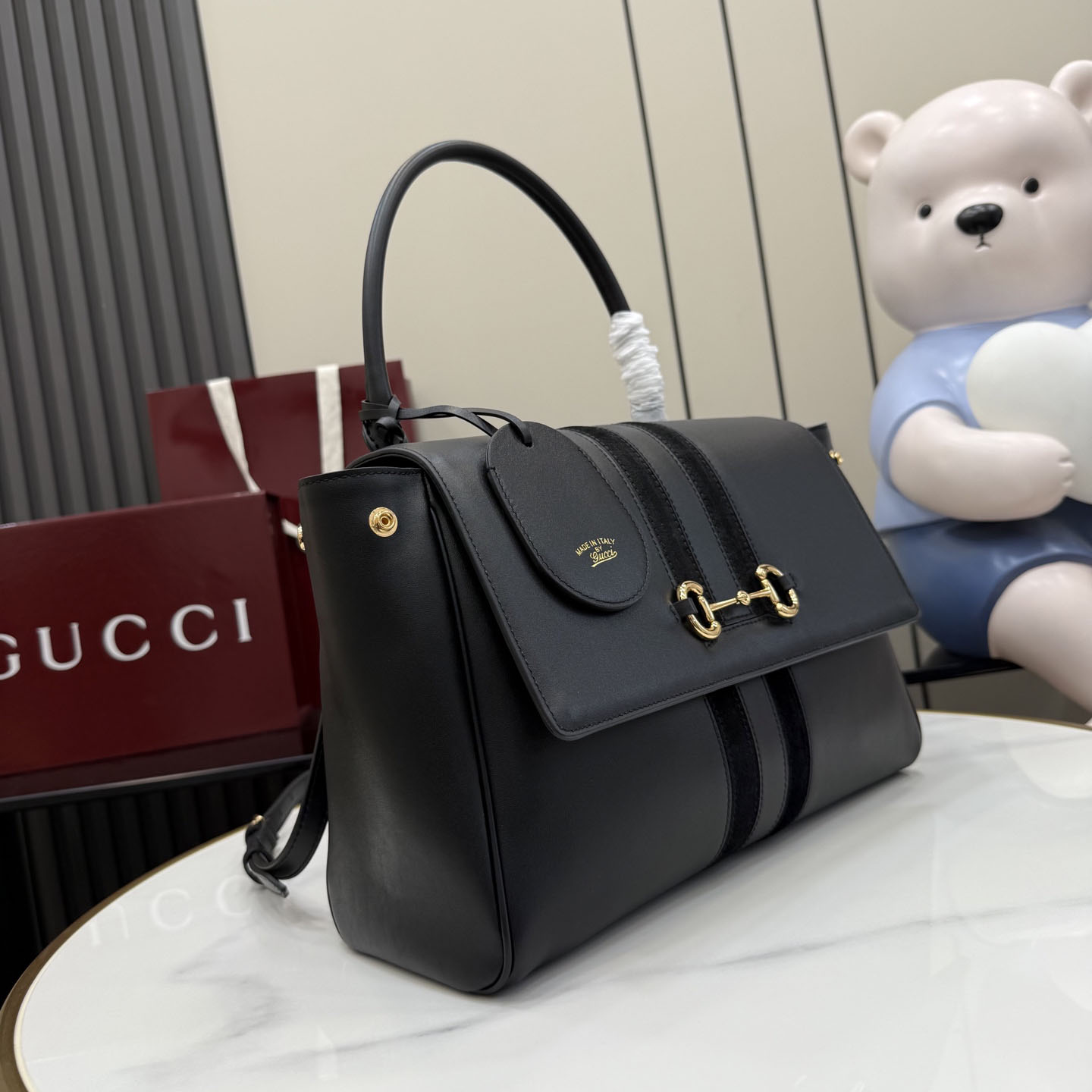 Gucci Paparazzo Medium Top Handle Bag 875018 - DesignerGu