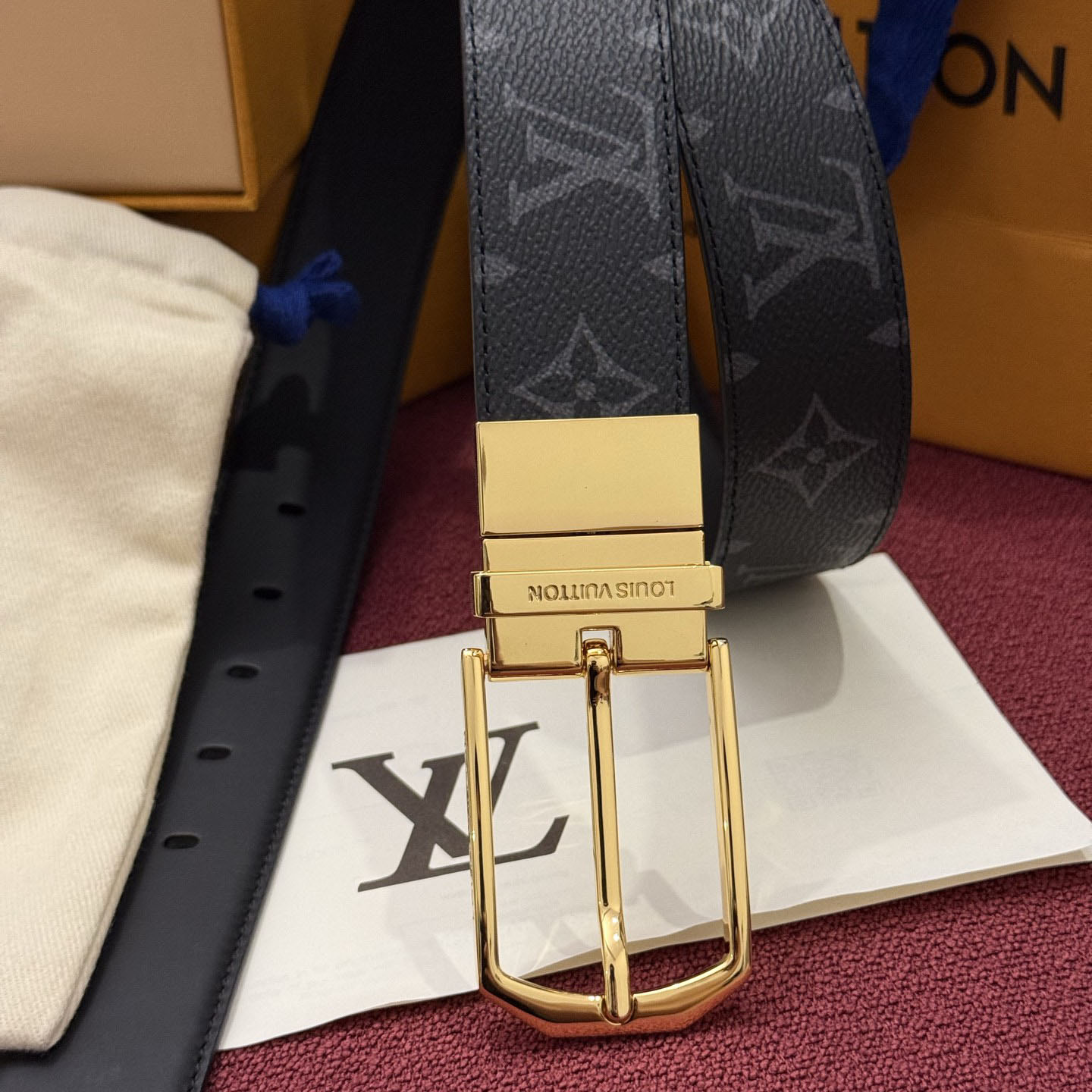 Louis Vuitton Slender 35mm Reversible Belt  - DesignerGu