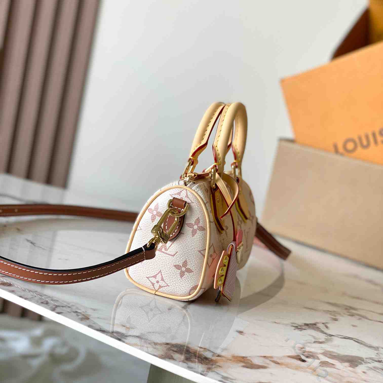 Louis Vuitton Nano Speedy M29781 - DesignerGu