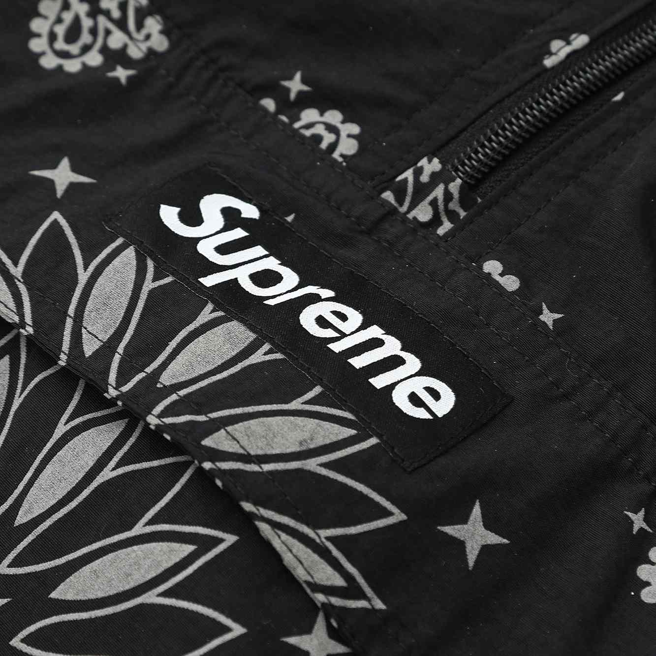 Supreme Reflective Bandana Anorak 'Black' - DesignerGu