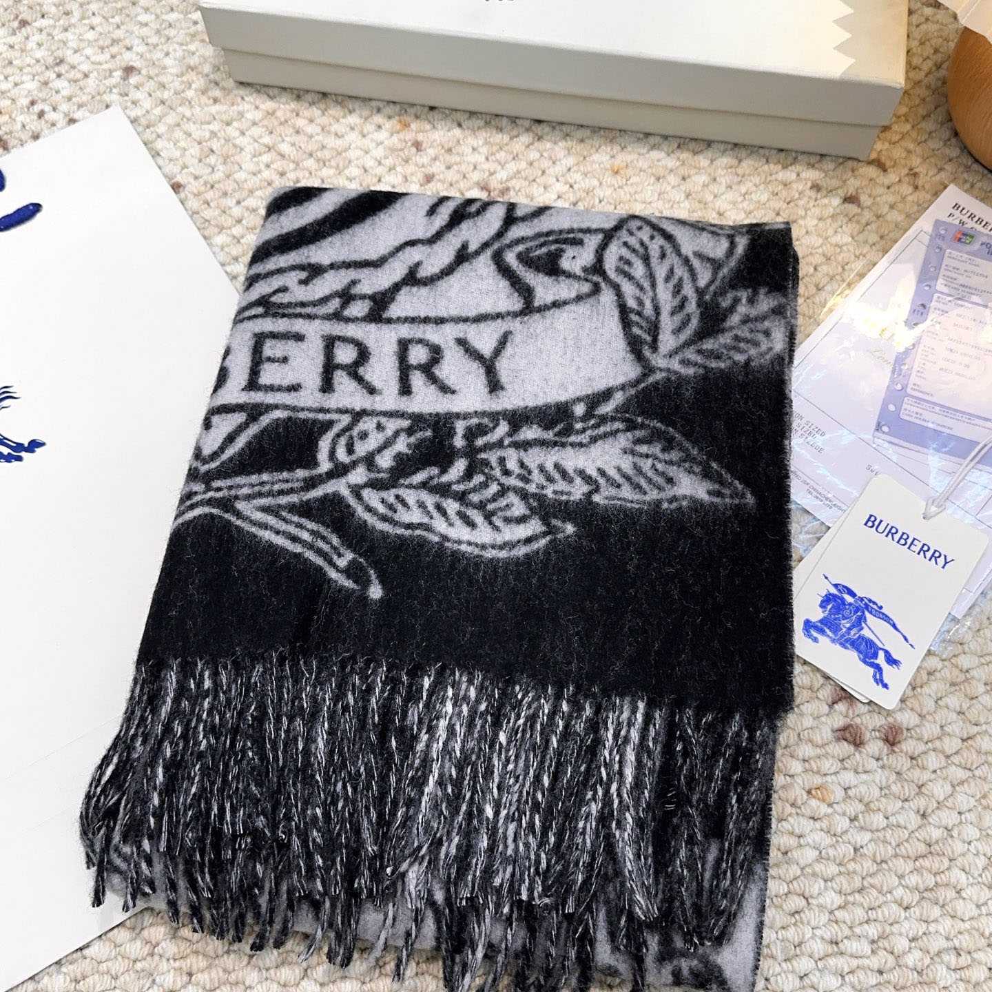 Burberry Wide Reversible Stormy Knight Scarf - DesignerGu