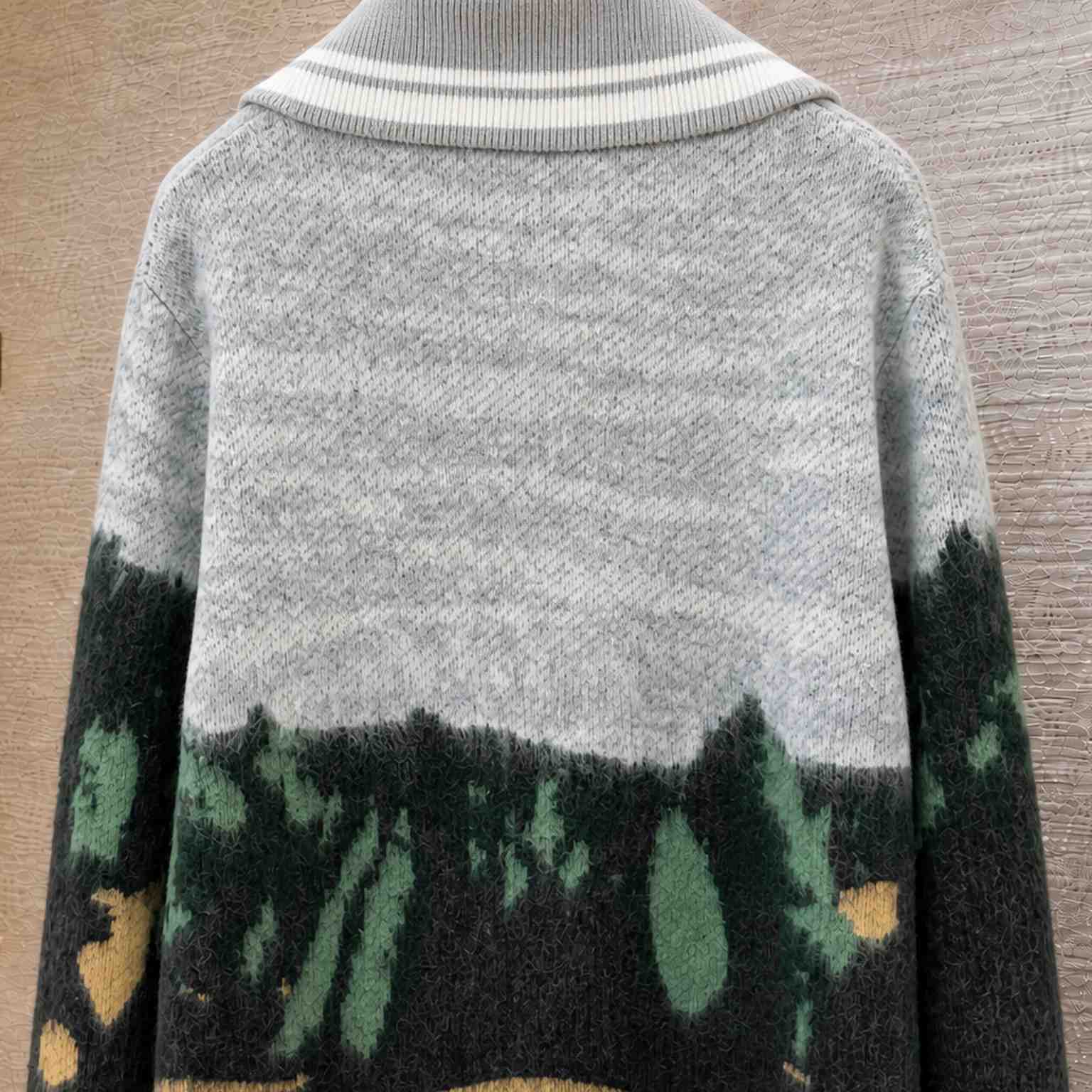 Louis Vuitton Jacquard Zippered Turtleneck Cardigan 1AKLVY - DesignerGu