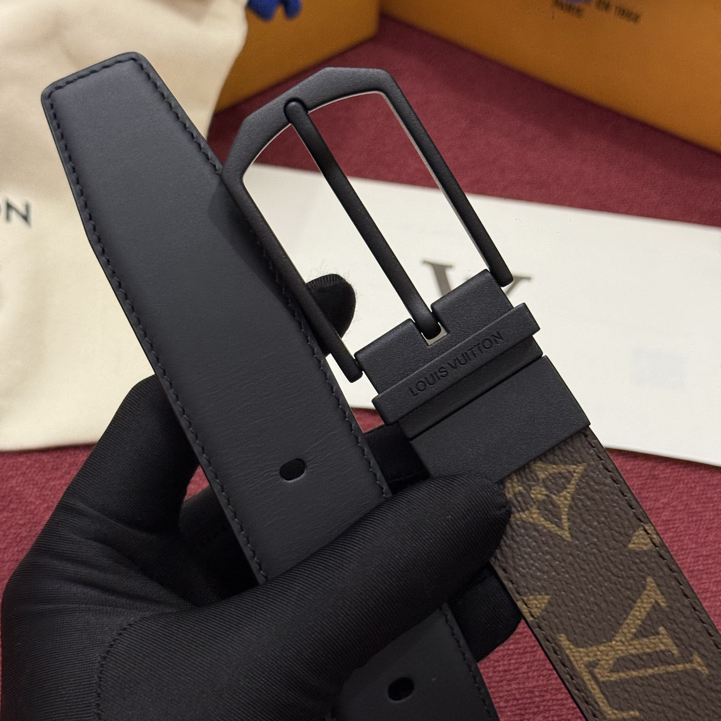 Louis Vuitton Slender 35mm Reversible Belt  - DesignerGu