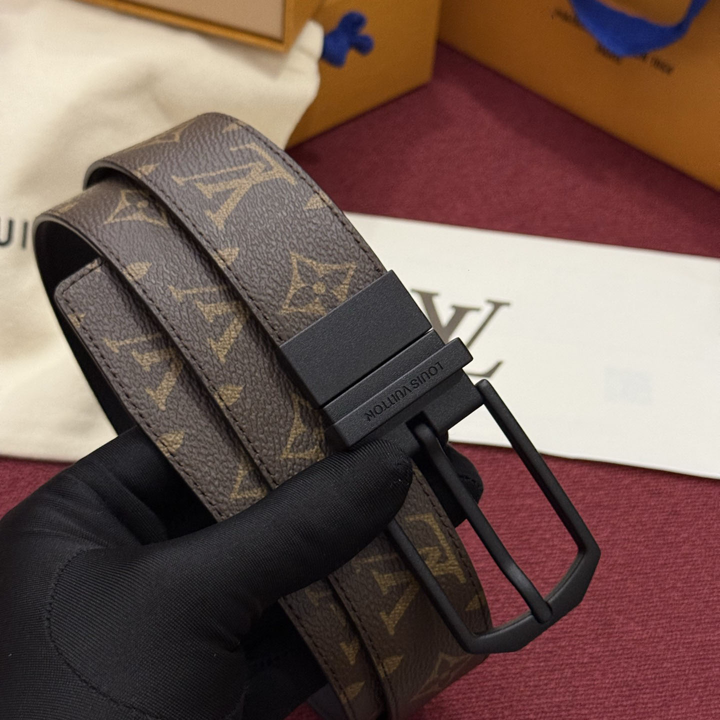 Louis Vuitton Slender 35mm Reversible Belt  - DesignerGu