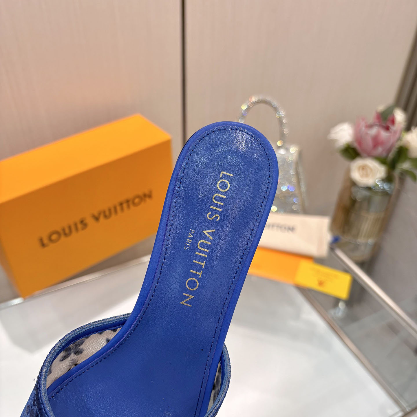 Louis Vuitton 6AM Mule - DesignerGu
