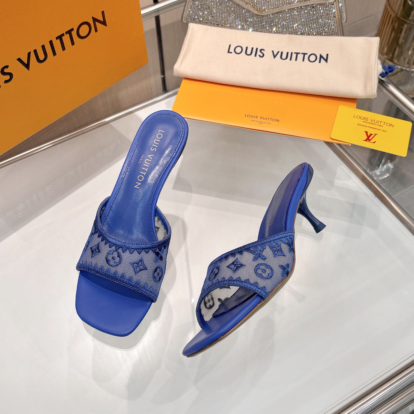 Louis Vuitton 6AM Mule - DesignerGu