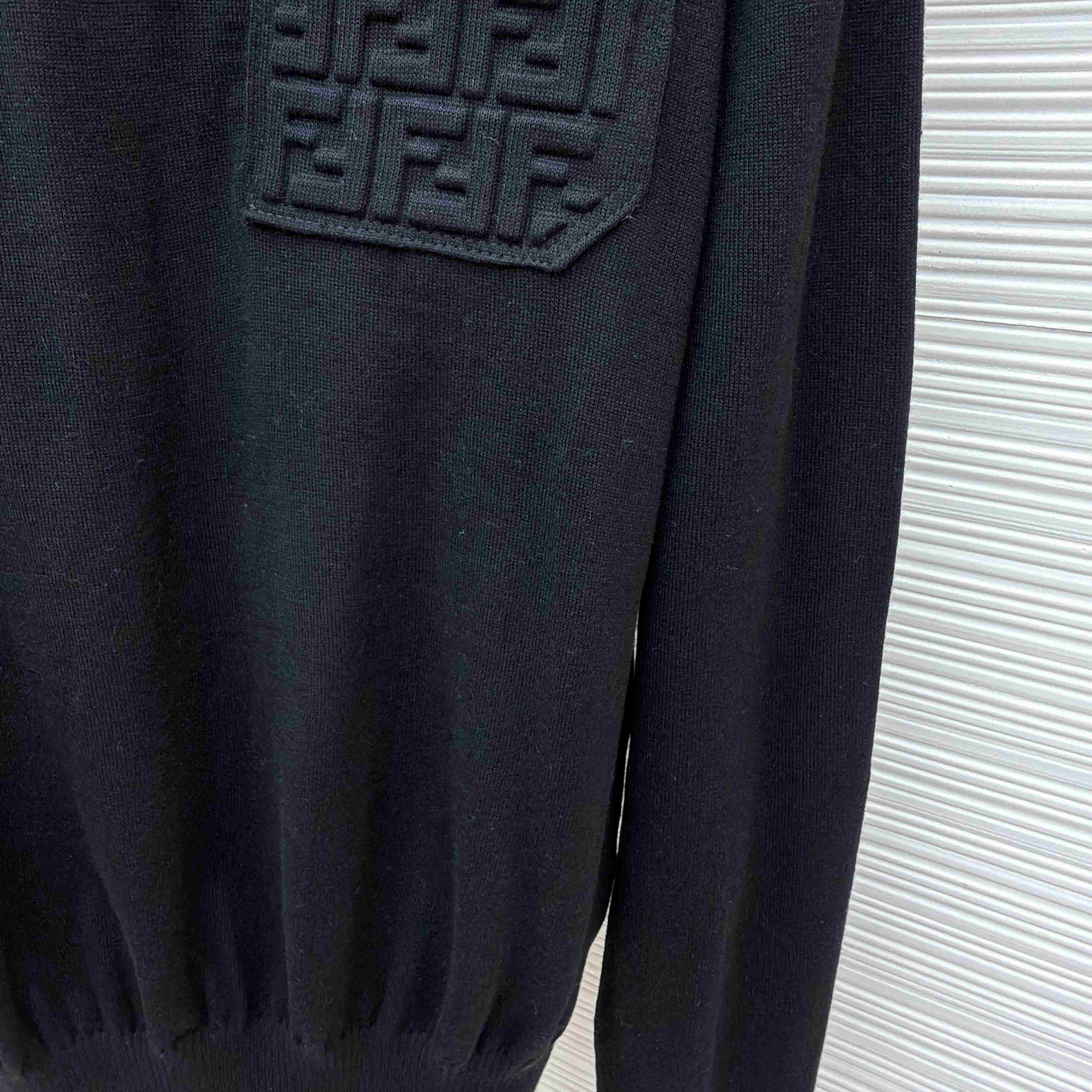Fendi Logo-Patch Pocket Sweater - DesignerGu