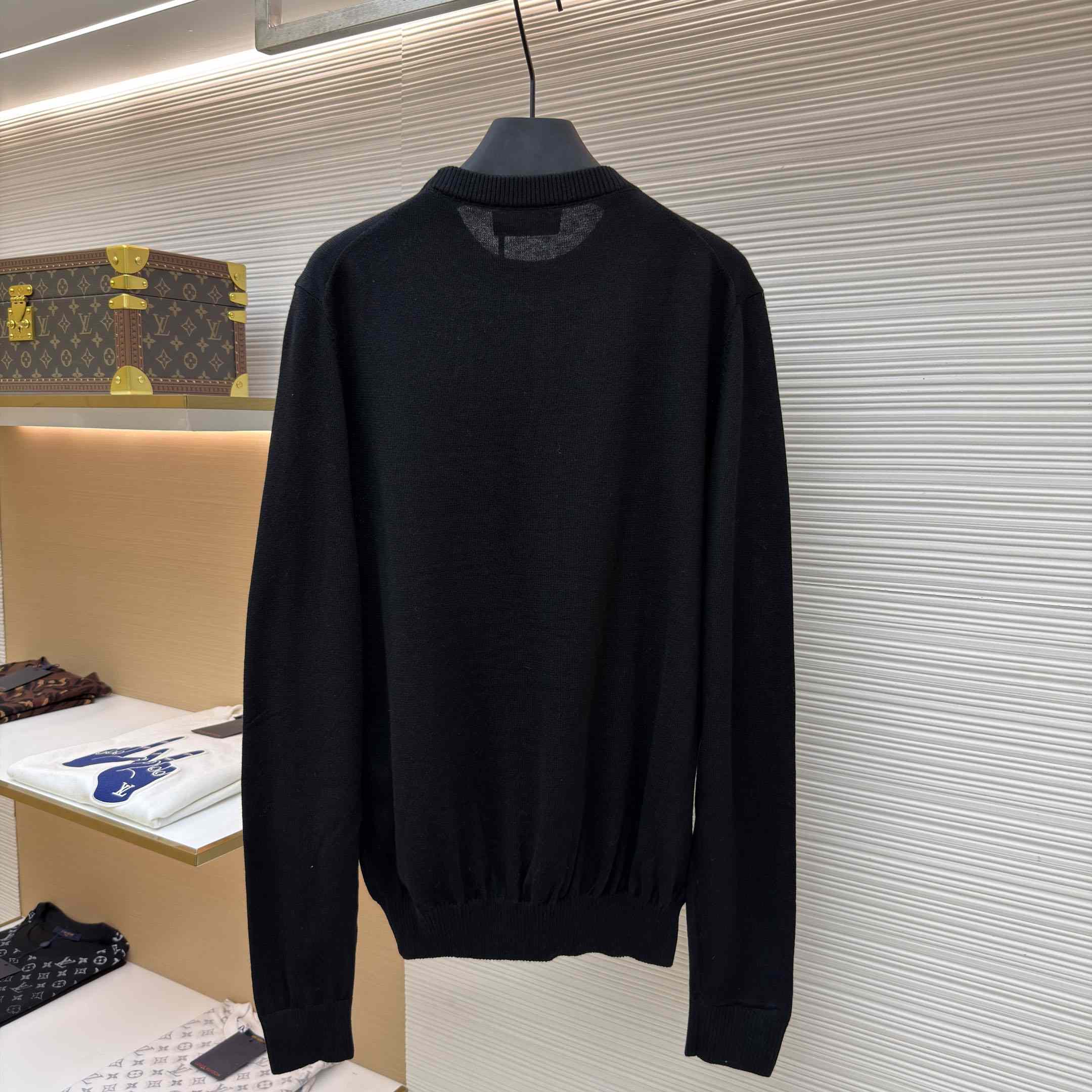 Fendi Logo-Patch Pocket Sweater - DesignerGu
