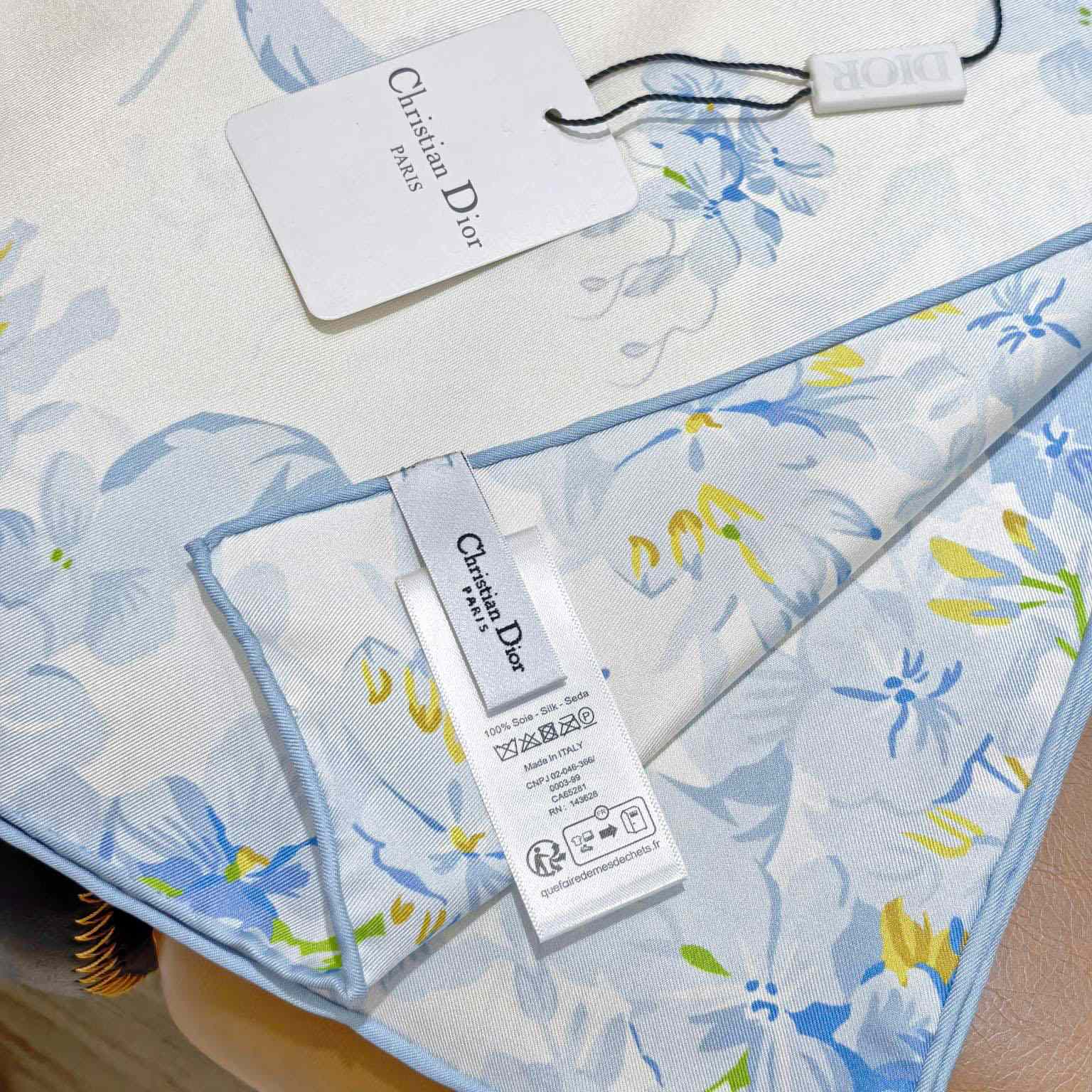 Dior Lilac Bouquet 90 Square Scarf - DesignerGu