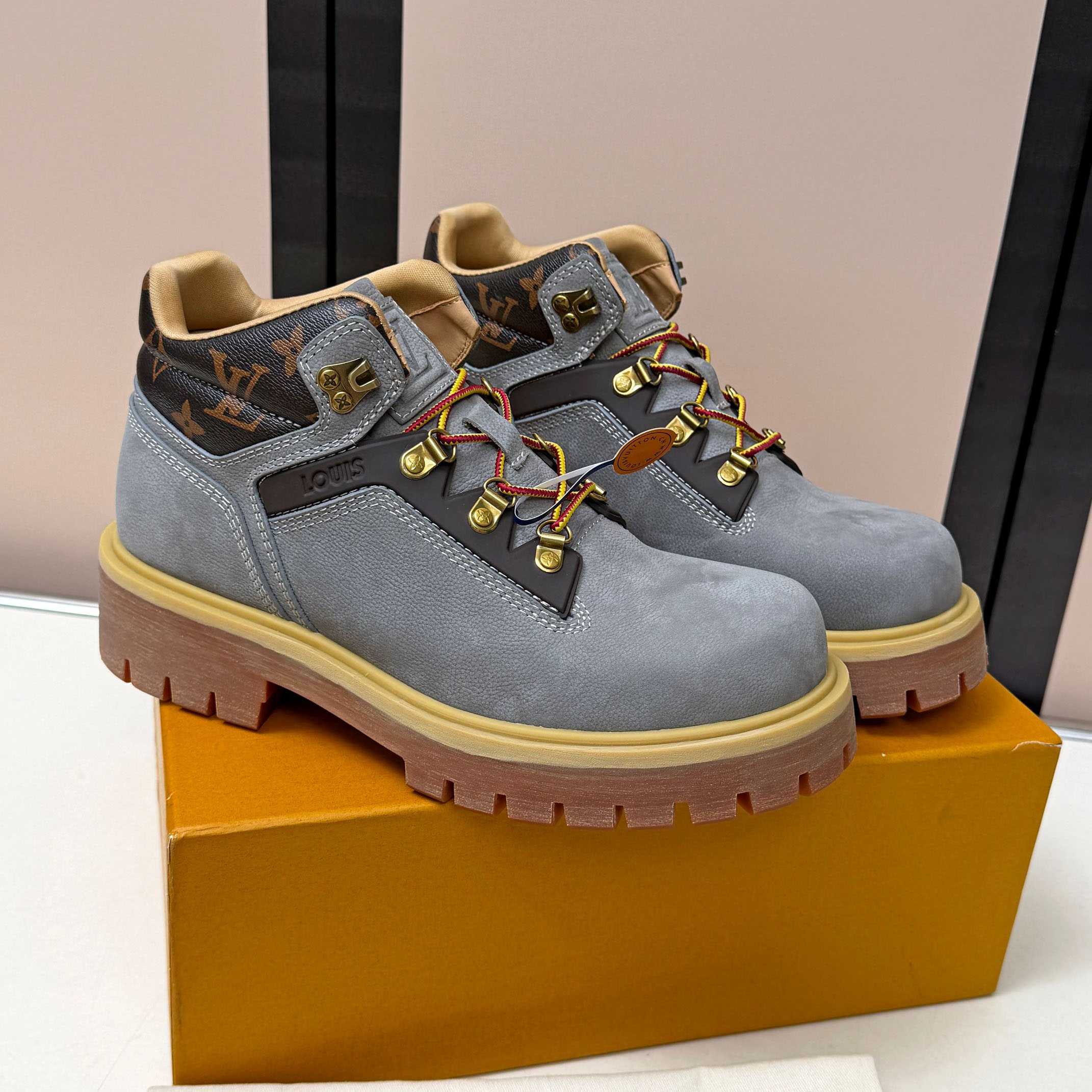 Louis Vuitton LV Remix Ankle Boot  - DesignerGu