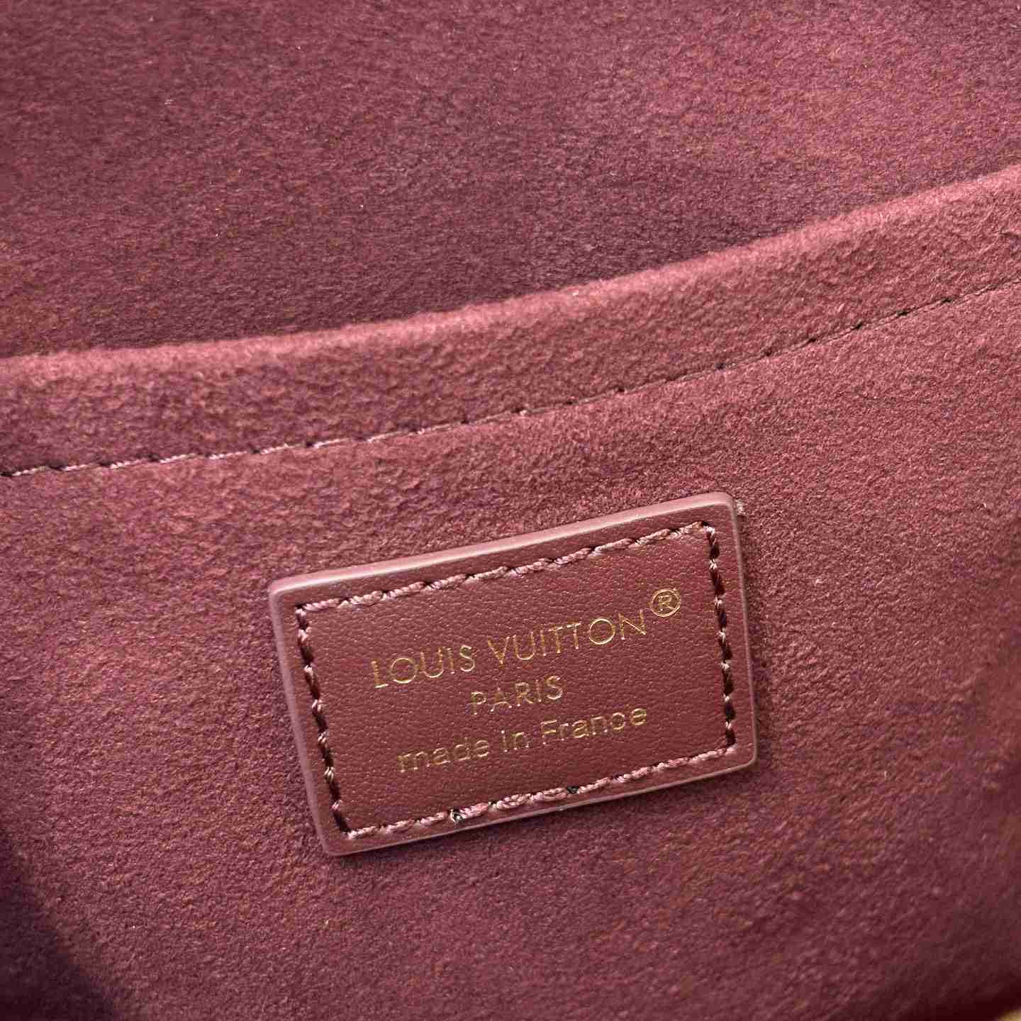 Louis Vuitton Alma BB M2A399 - DesignerGu