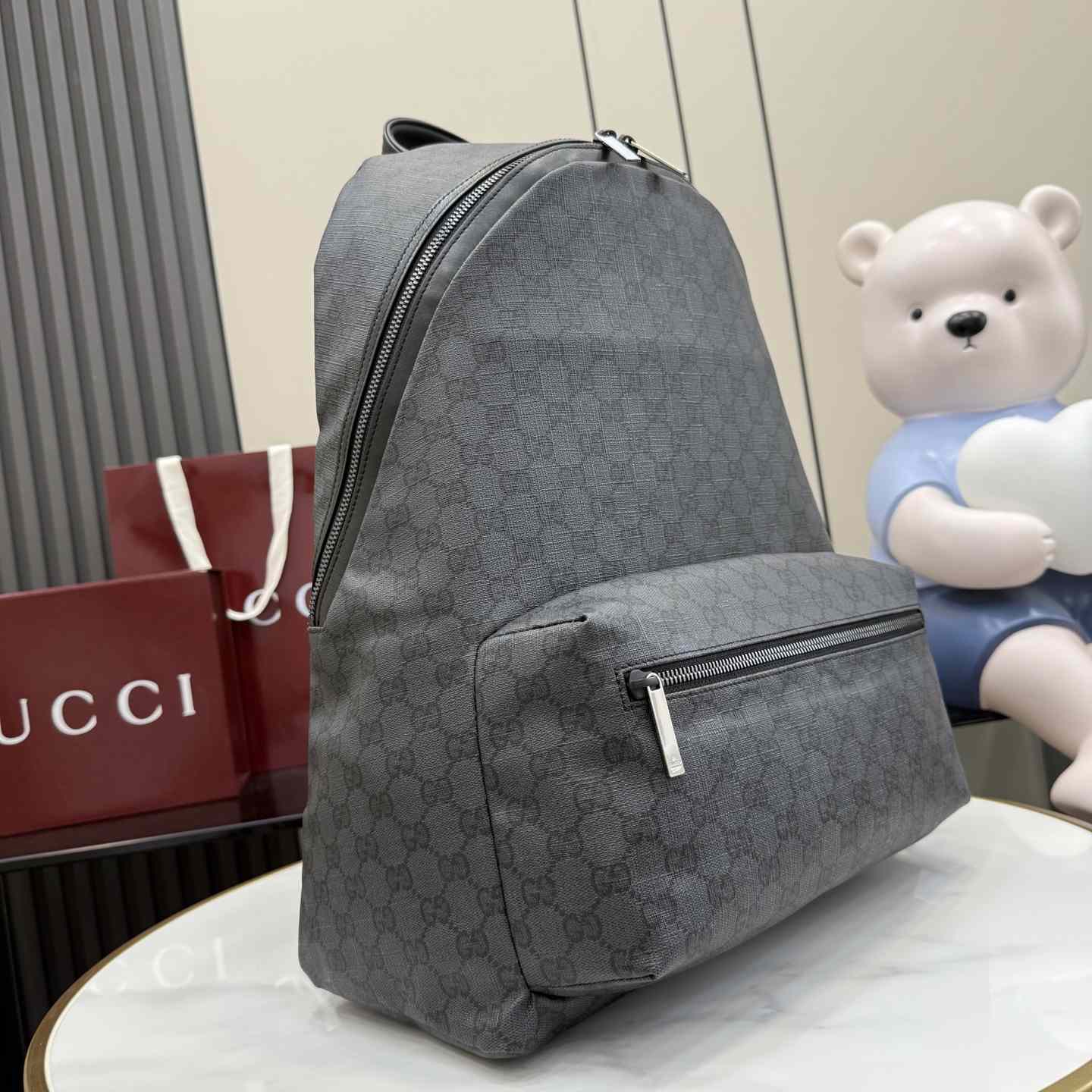 Gucci Essence Classic Medium Backpack A0020S - DesignerGu