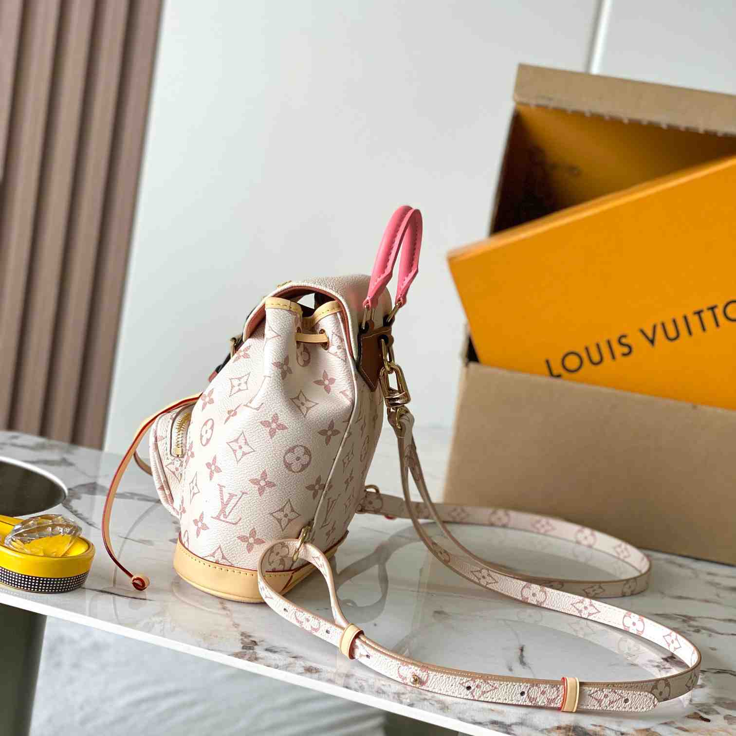 Louis Vuitton Montsouris Mini M2A079 - DesignerGu