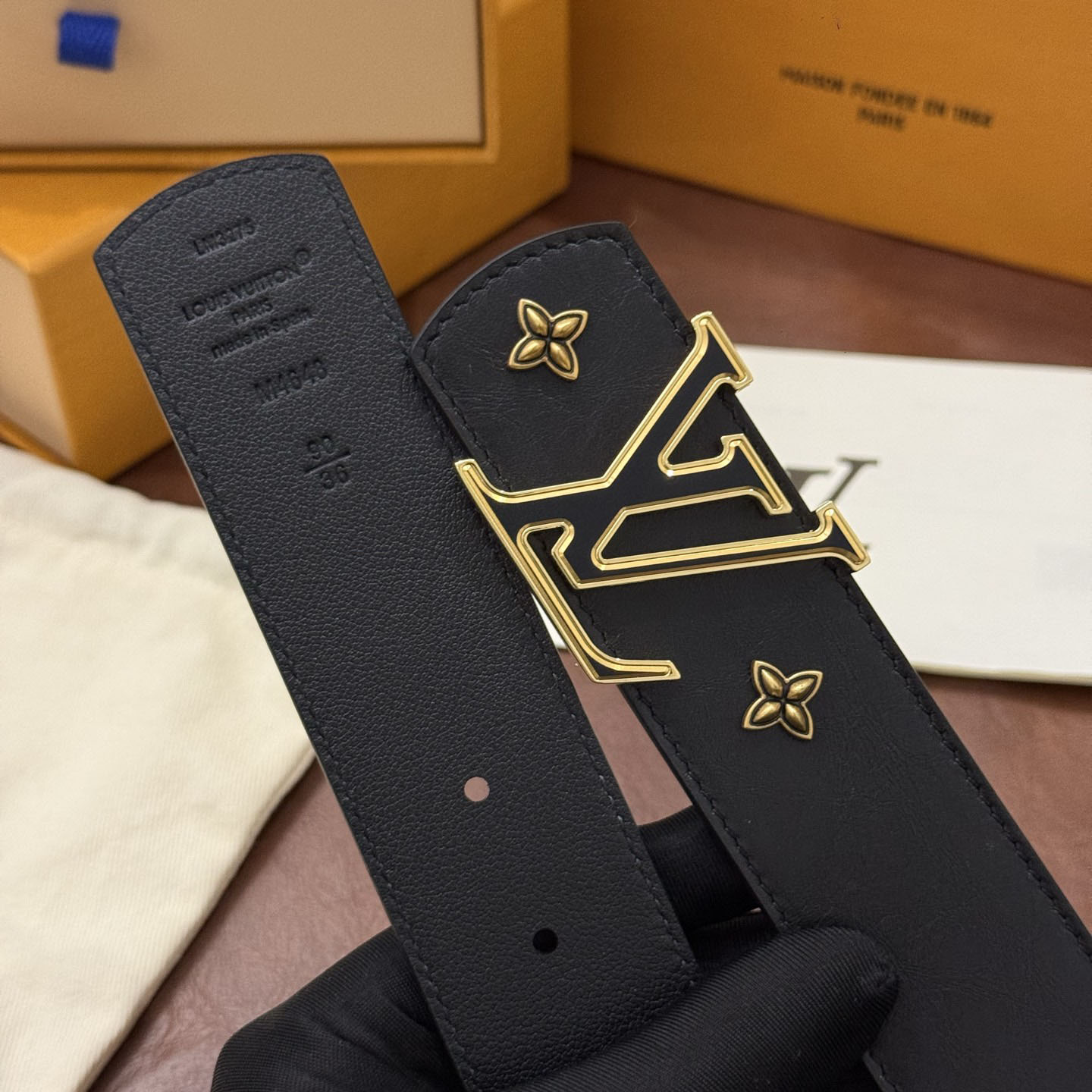 Louis Vuitton LV Dimension Drift Flower Studs 40mm Reversible Belt - DesignerGu