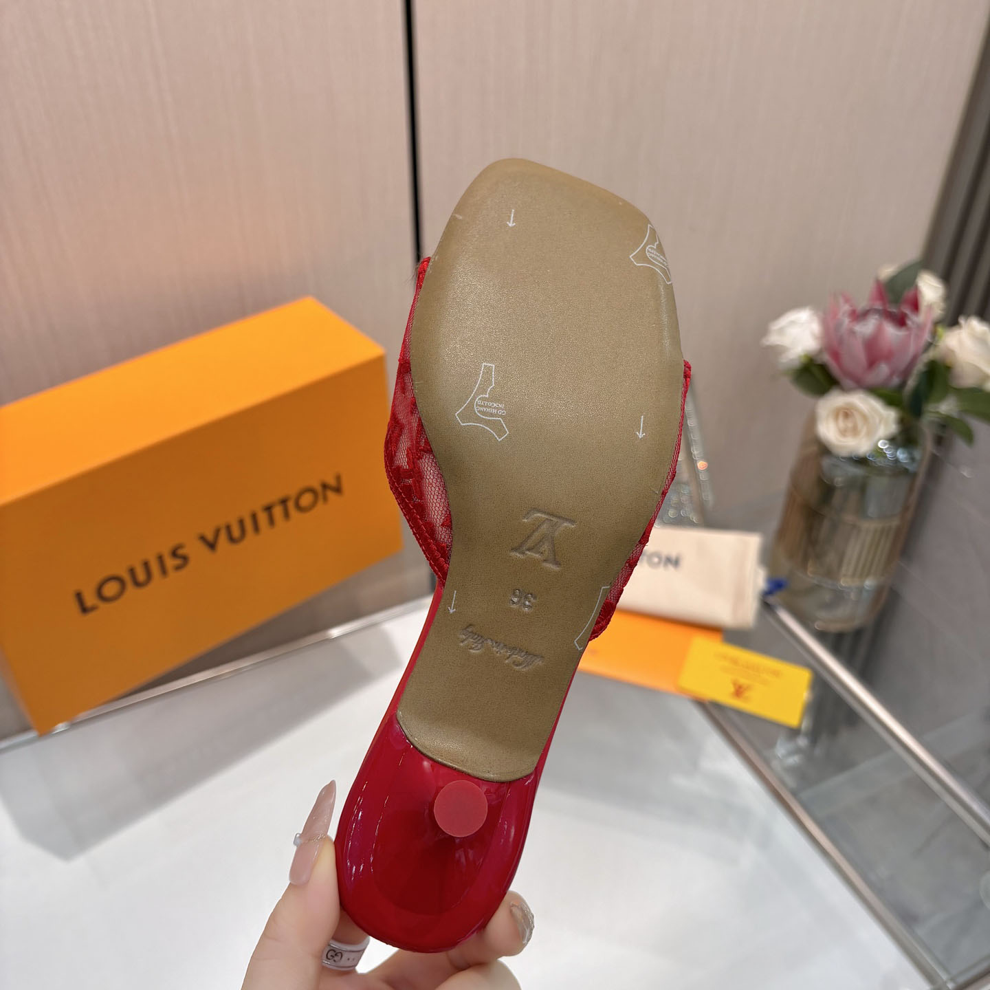 Louis Vuitton 6AM Mule - DesignerGu