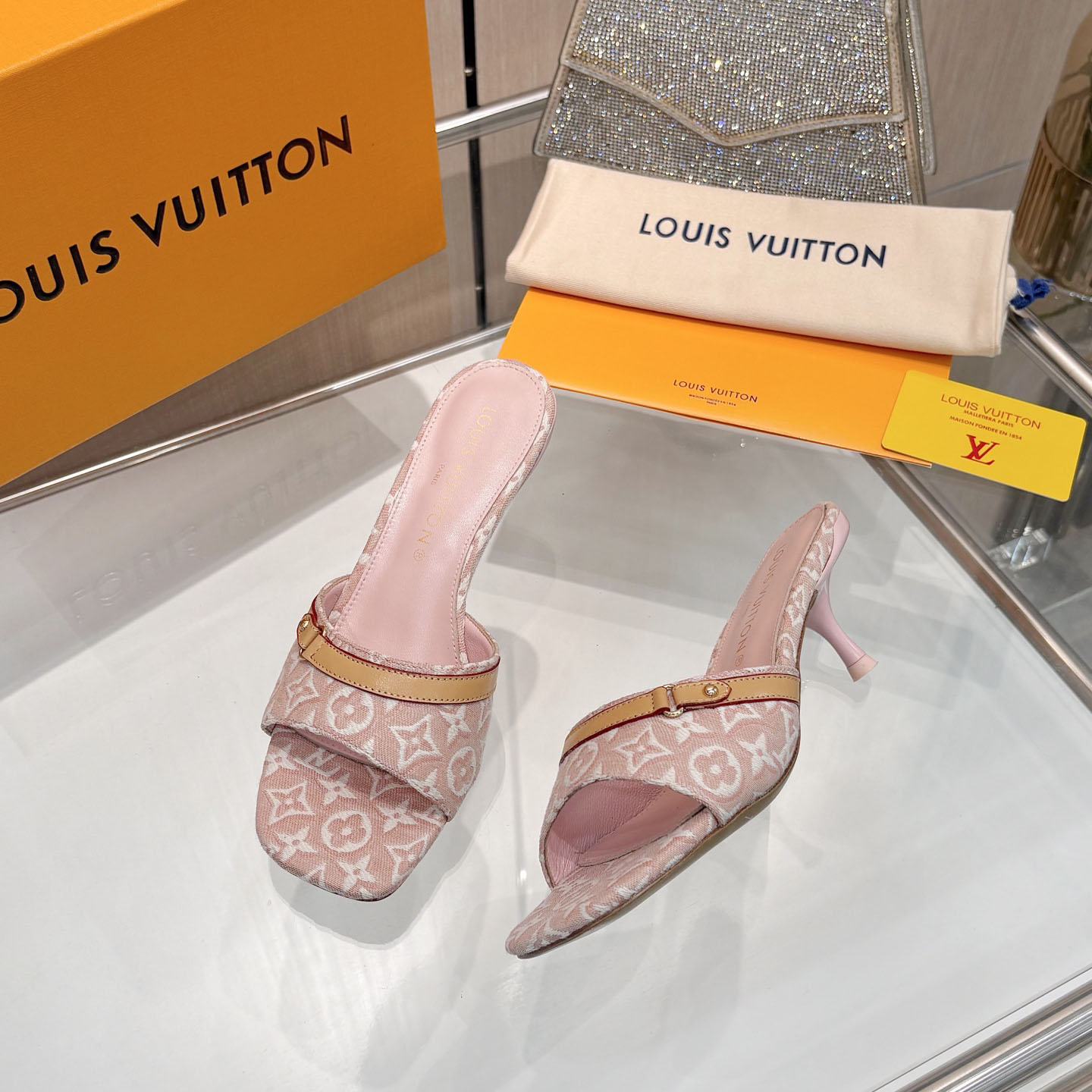 Louis Vuitton 6AM Mule 1AKJEC - DesignerGu