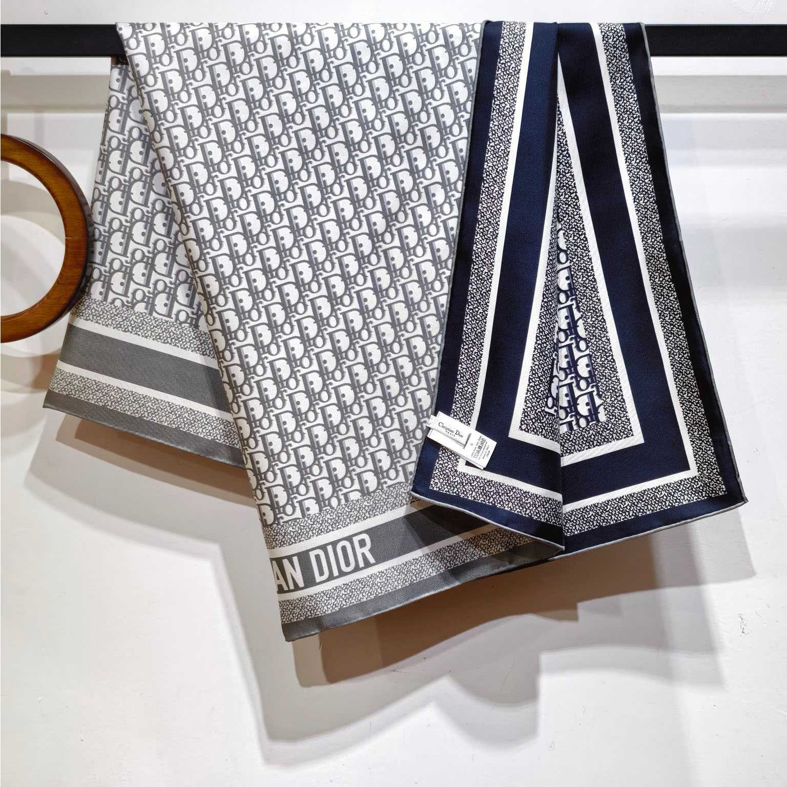 Dior Oblique Diortwin 90 Square Scarf - DesignerGu