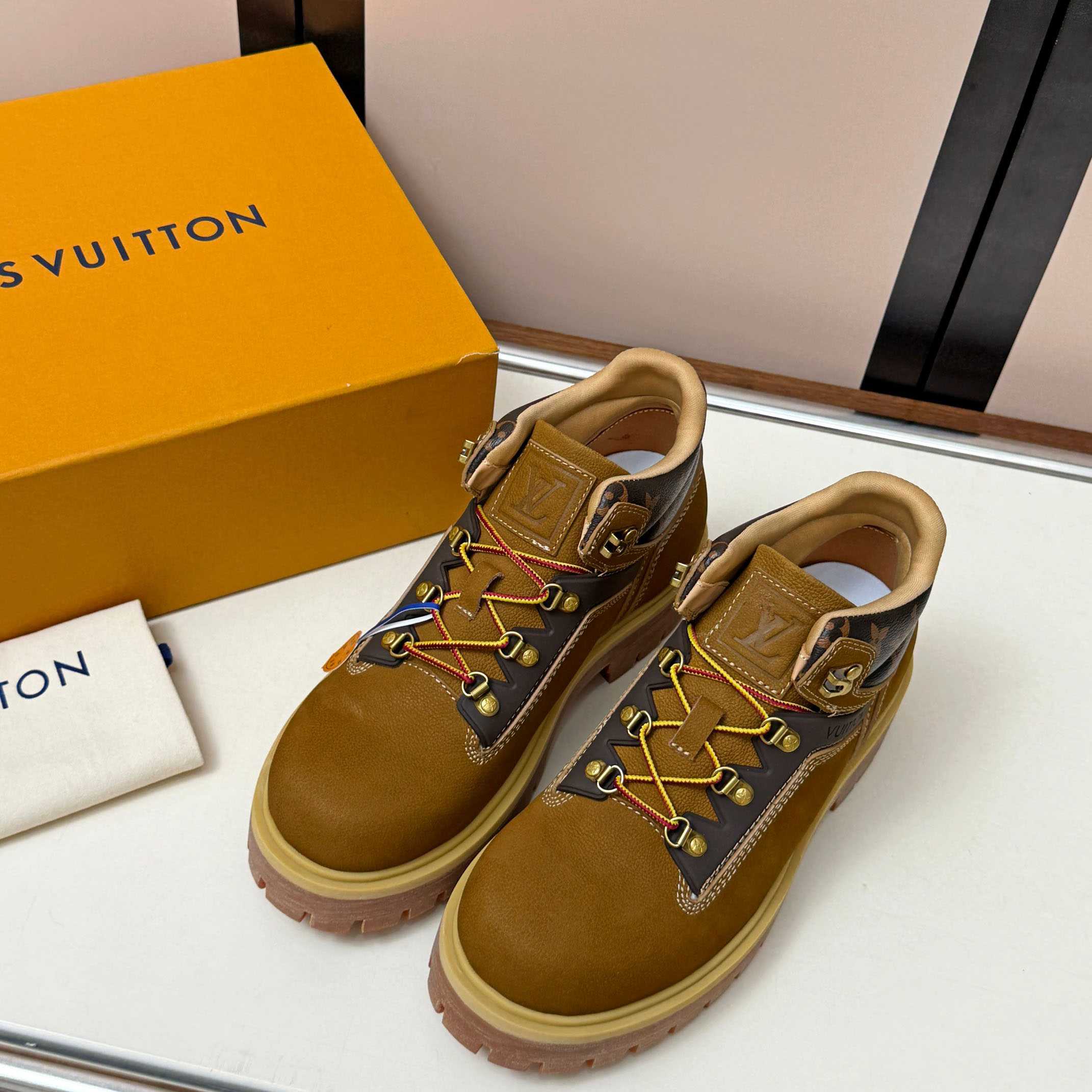 Louis Vuitton LV Remix Ankle Boot  - DesignerGu