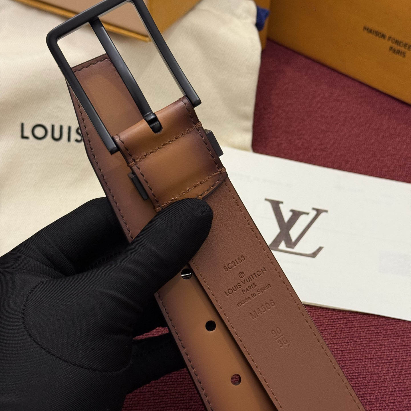 Louis Vuitton Pont Neuf Patinated 35mm Belt - DesignerGu
