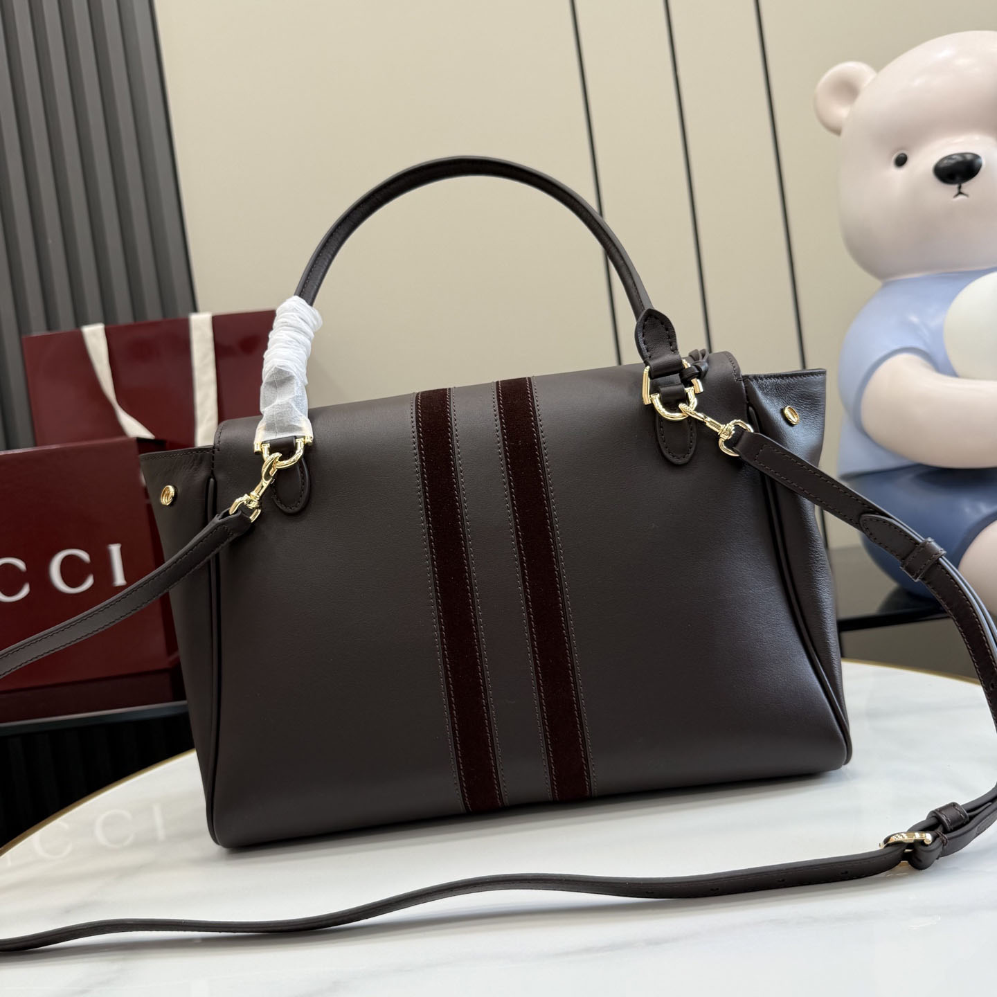 Gucci Paparazzo Medium Top Handle Bag 875018 - DesignerGu