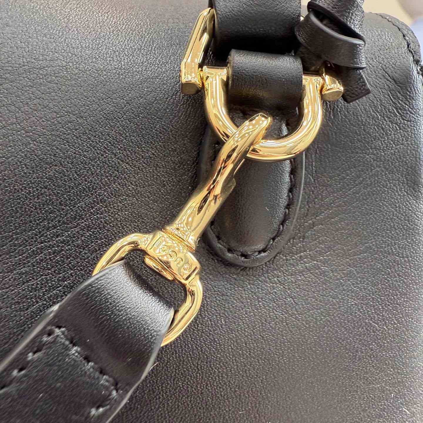 Gucci Paparazzo Medium Top Handle Bag 875018 - DesignerGu
