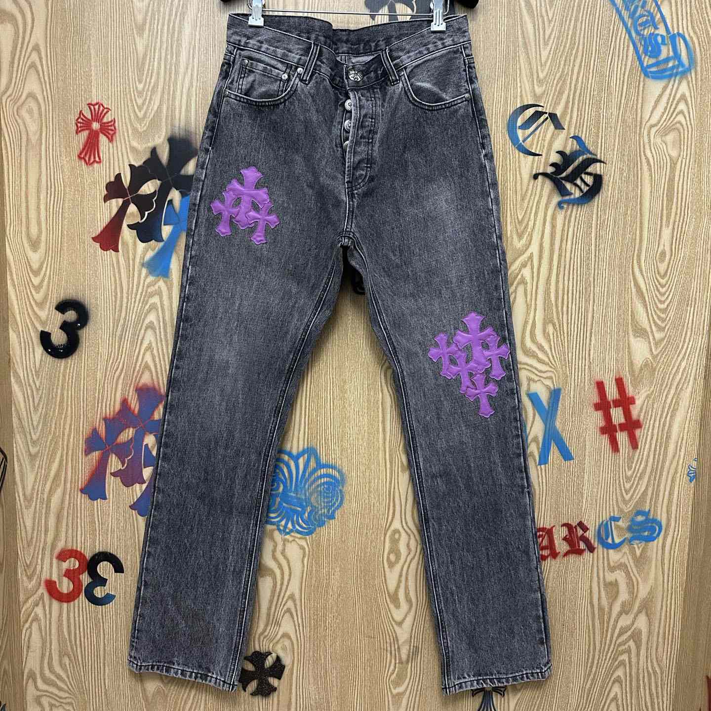 Chrome Hearts  Jeans  - DesignerGu