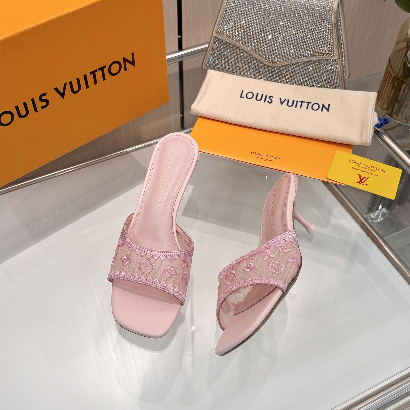 Louis Vuitton 6AM Mule - DesignerGu