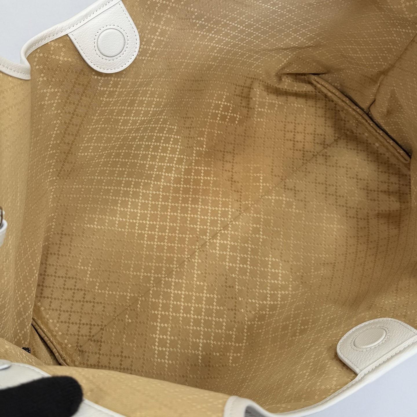  Gucci Gucci Giglio Large Tote Bag  853971 - DesignerGu