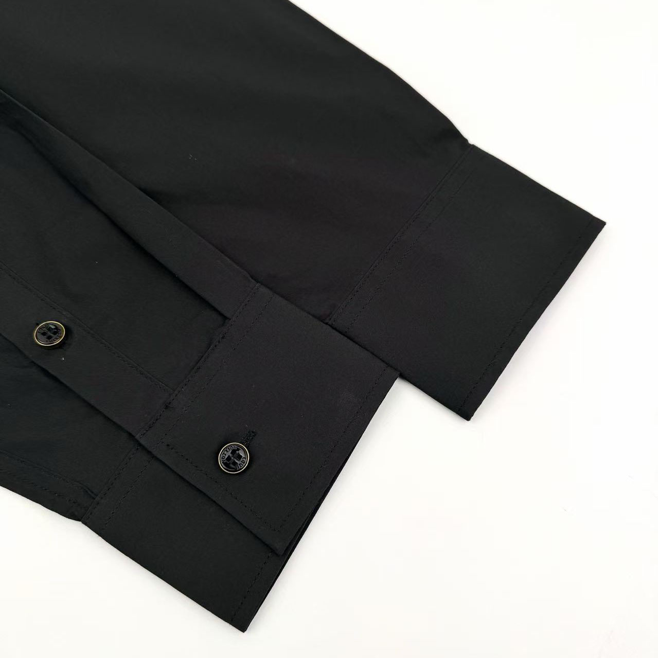 Louis Vuitton Embroidered Signature Long-Sleeved Shirt - DesignerGu