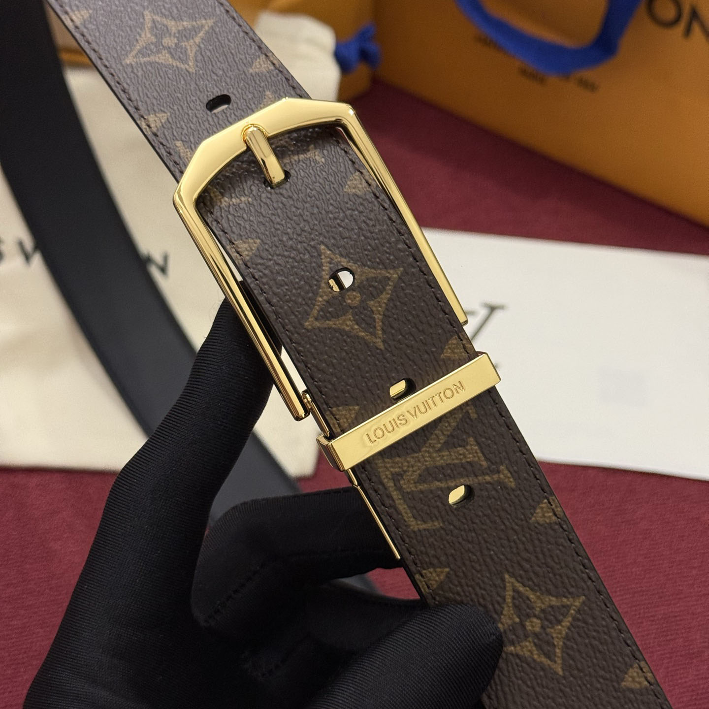 Louis Vuitton Slender 35mm Reversible Belt  - DesignerGu