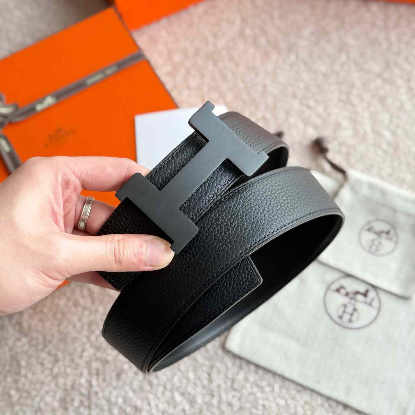 Hermes Constance Belt Buckle & Reversible Leather Strap 38 mm - DesignerGu